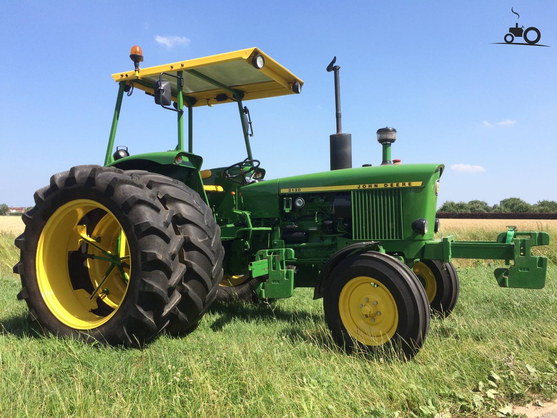 Foto John Deere 2130 #944411