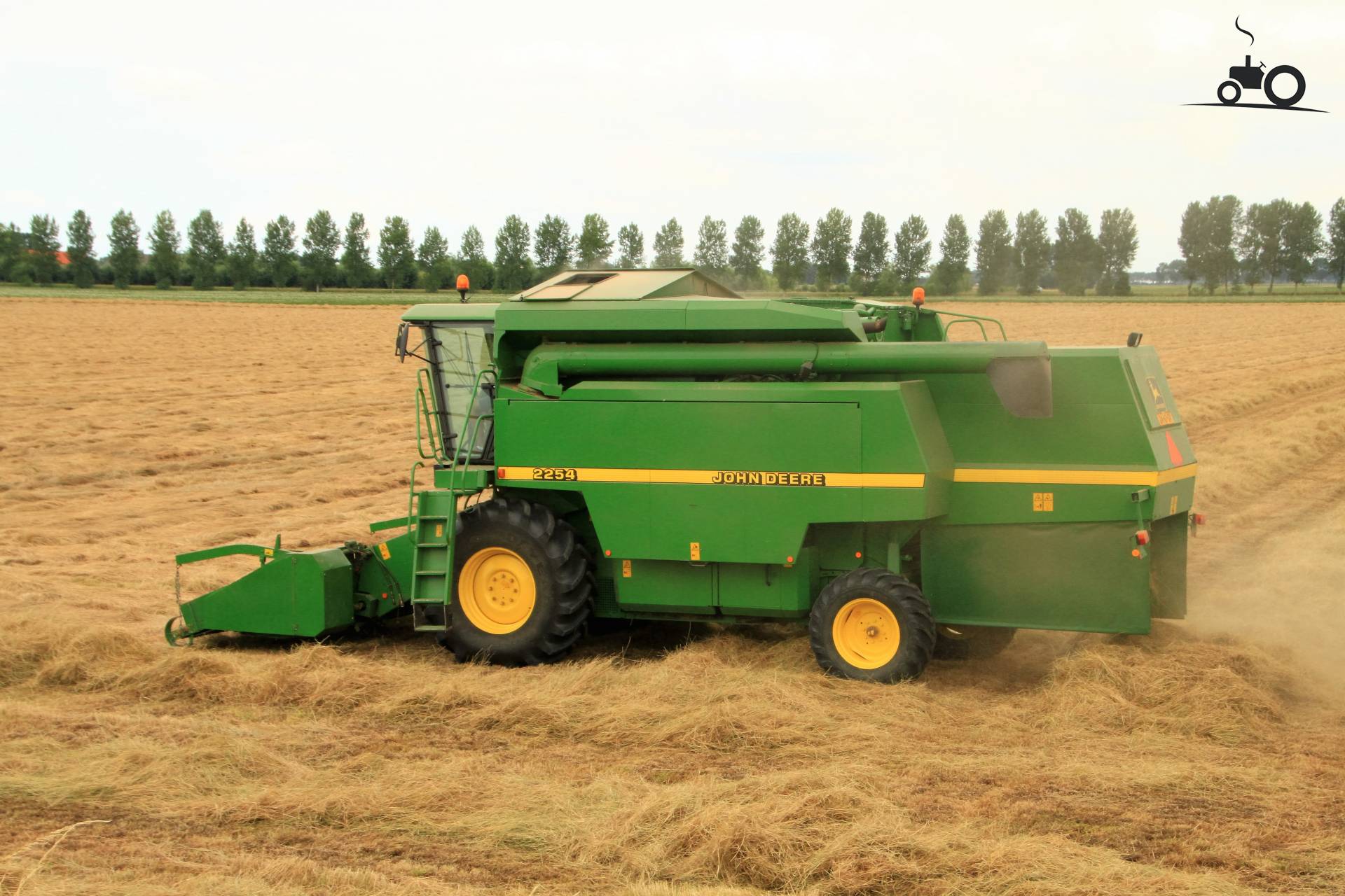 John Deere 2254 Fan Club - Specs, Photos, Reviews & Forum
