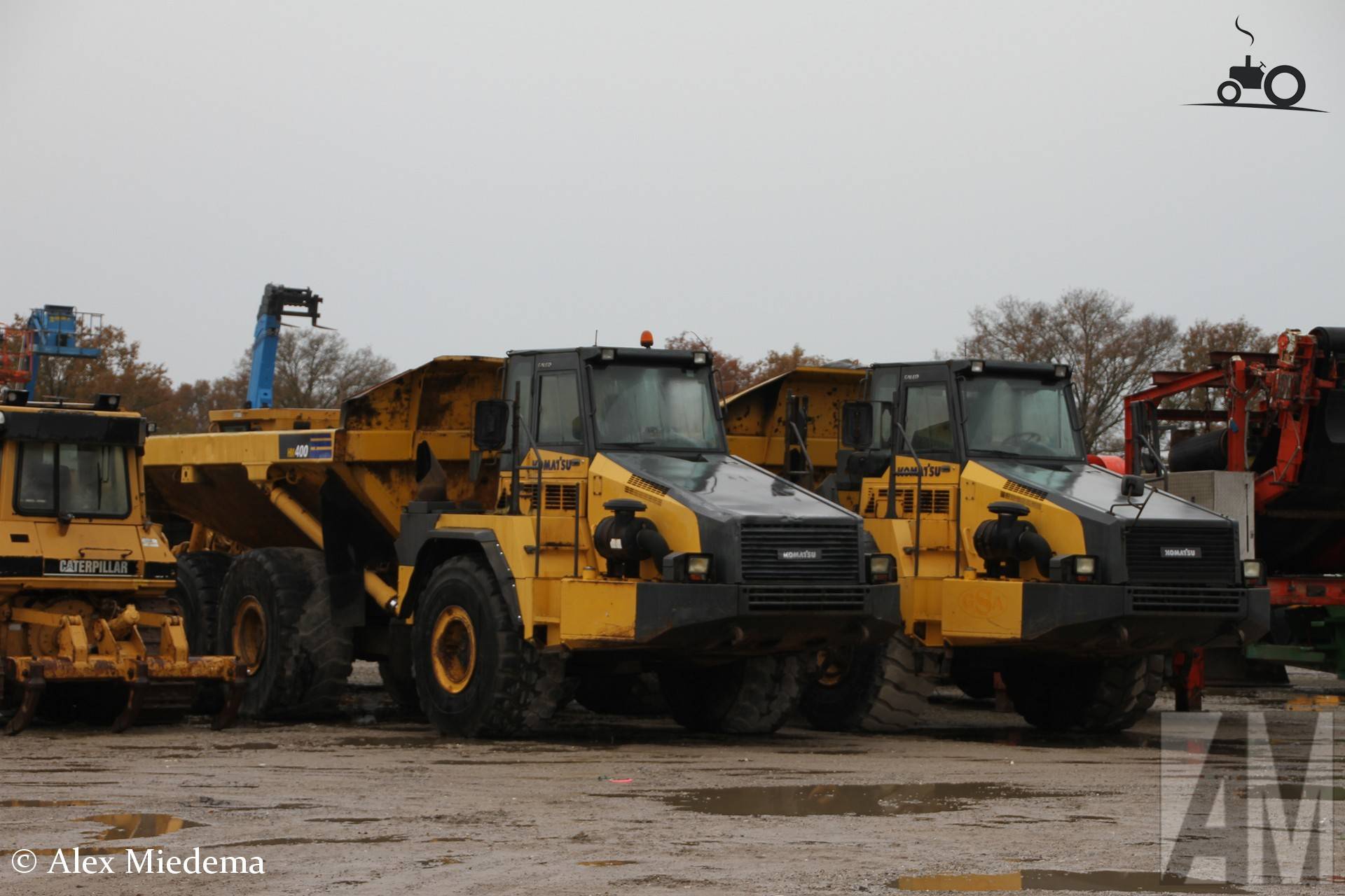 Club Komatsu HM400 - Fiche technique, Photos, Avis & Forum