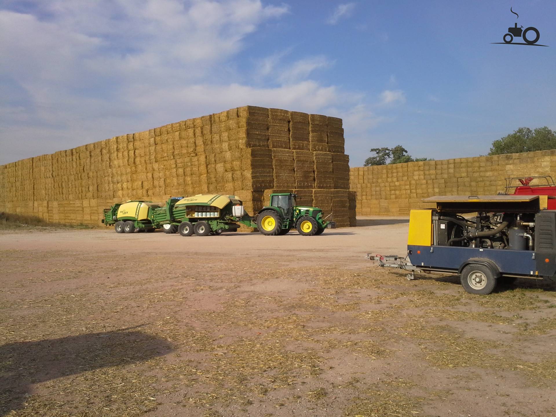 Krone Big Pack Fan Club - Specs, Photos, Reviews & Forum