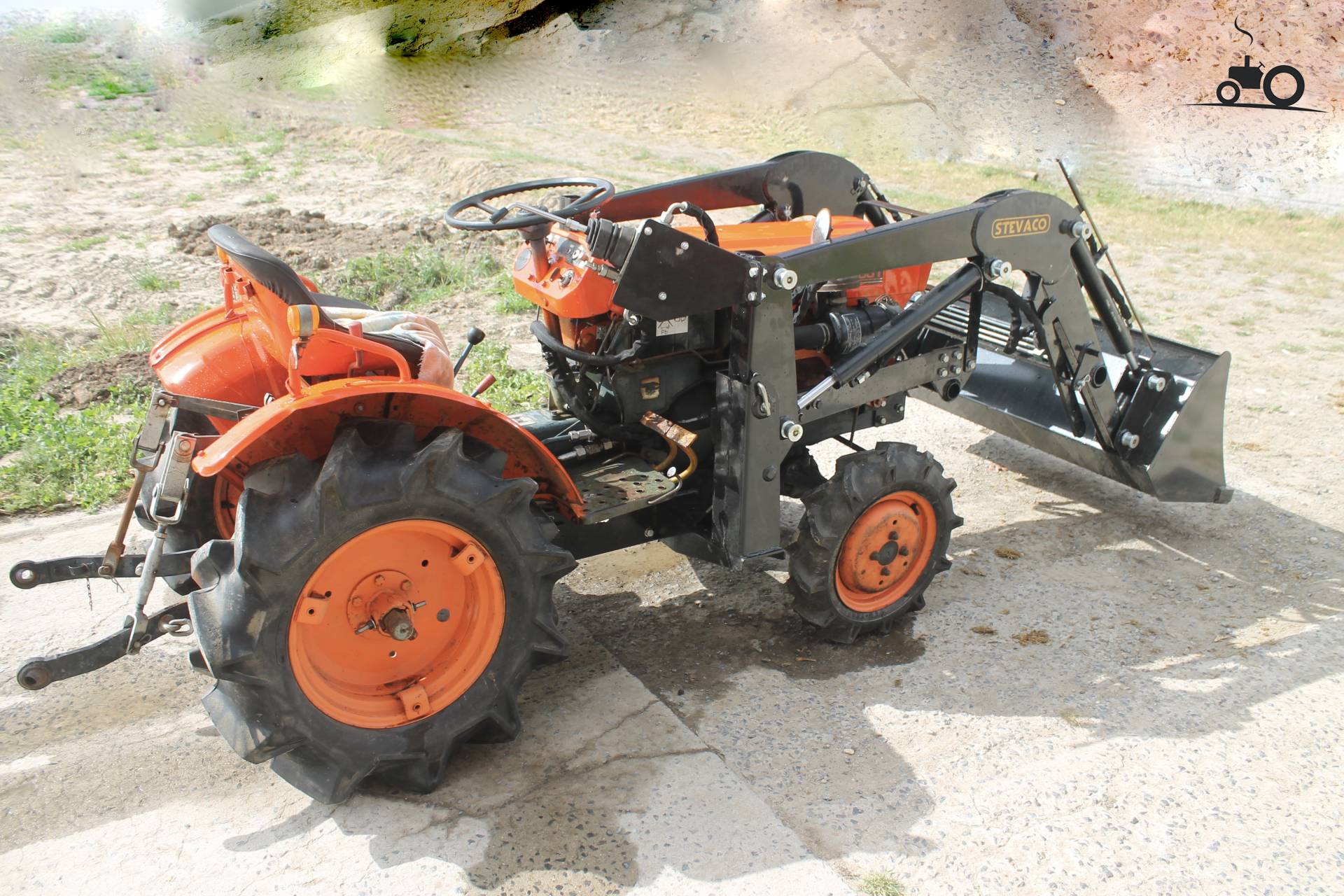 Foto Kubota B7001 #1360549