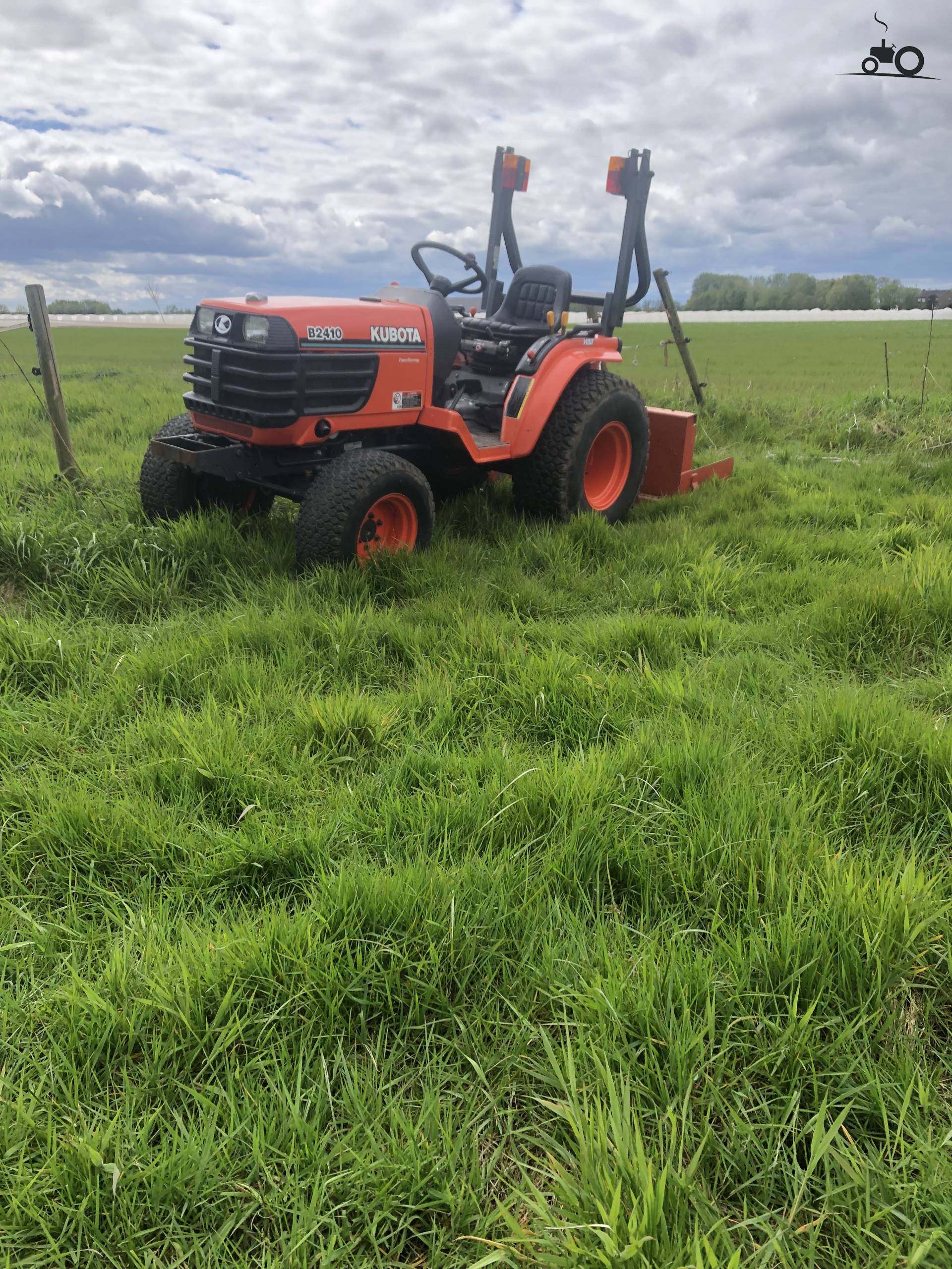 Kubota B2410 - Latest Updates, Photos & Videos