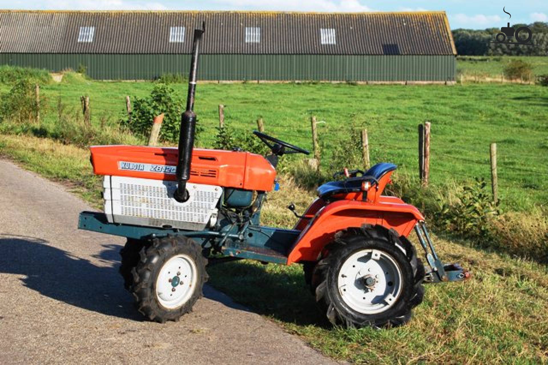 Kubota B1400 - Deutschland - Traktor Foto #534807