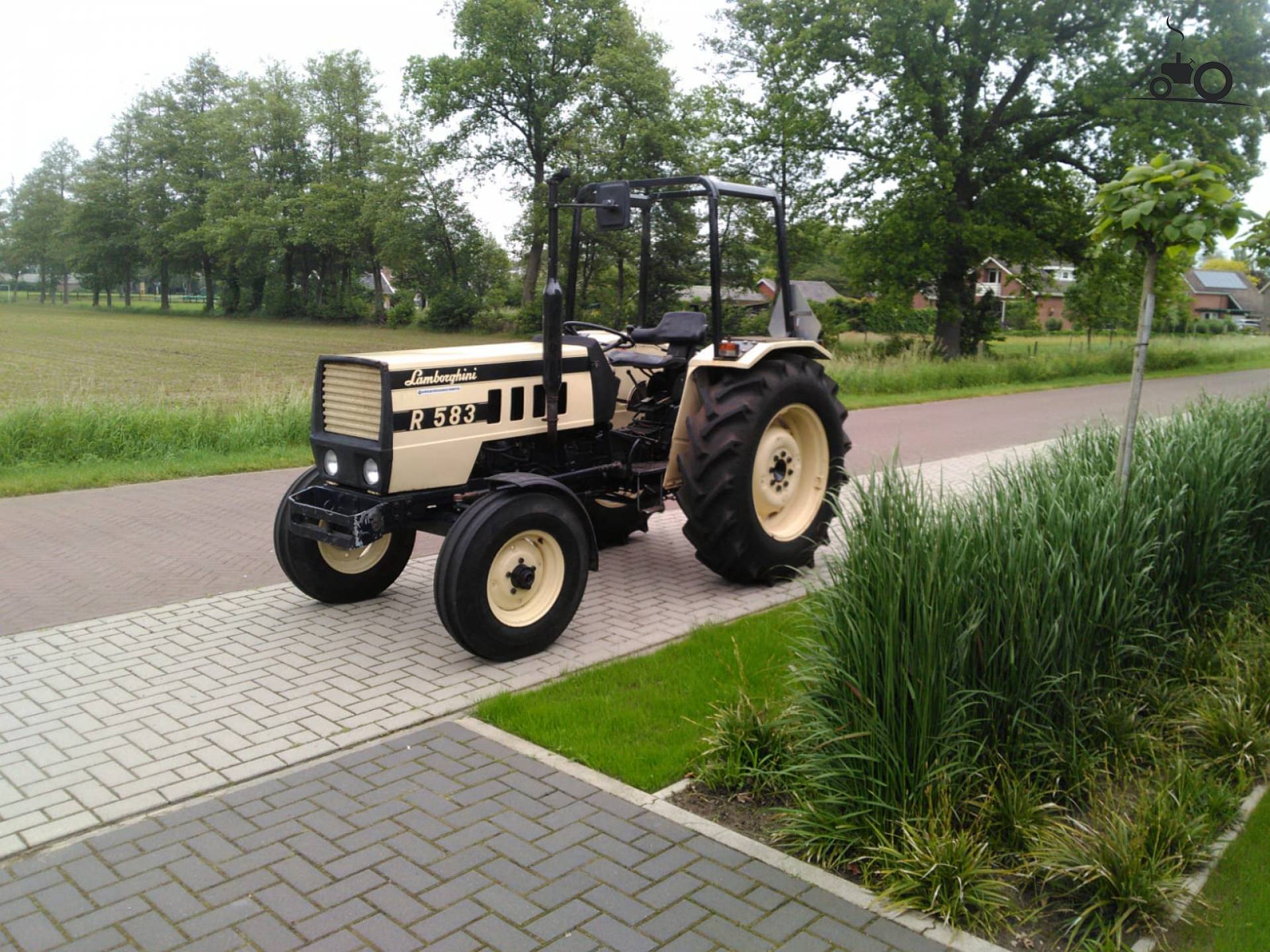 Lamborghini R 583 (tractoren)