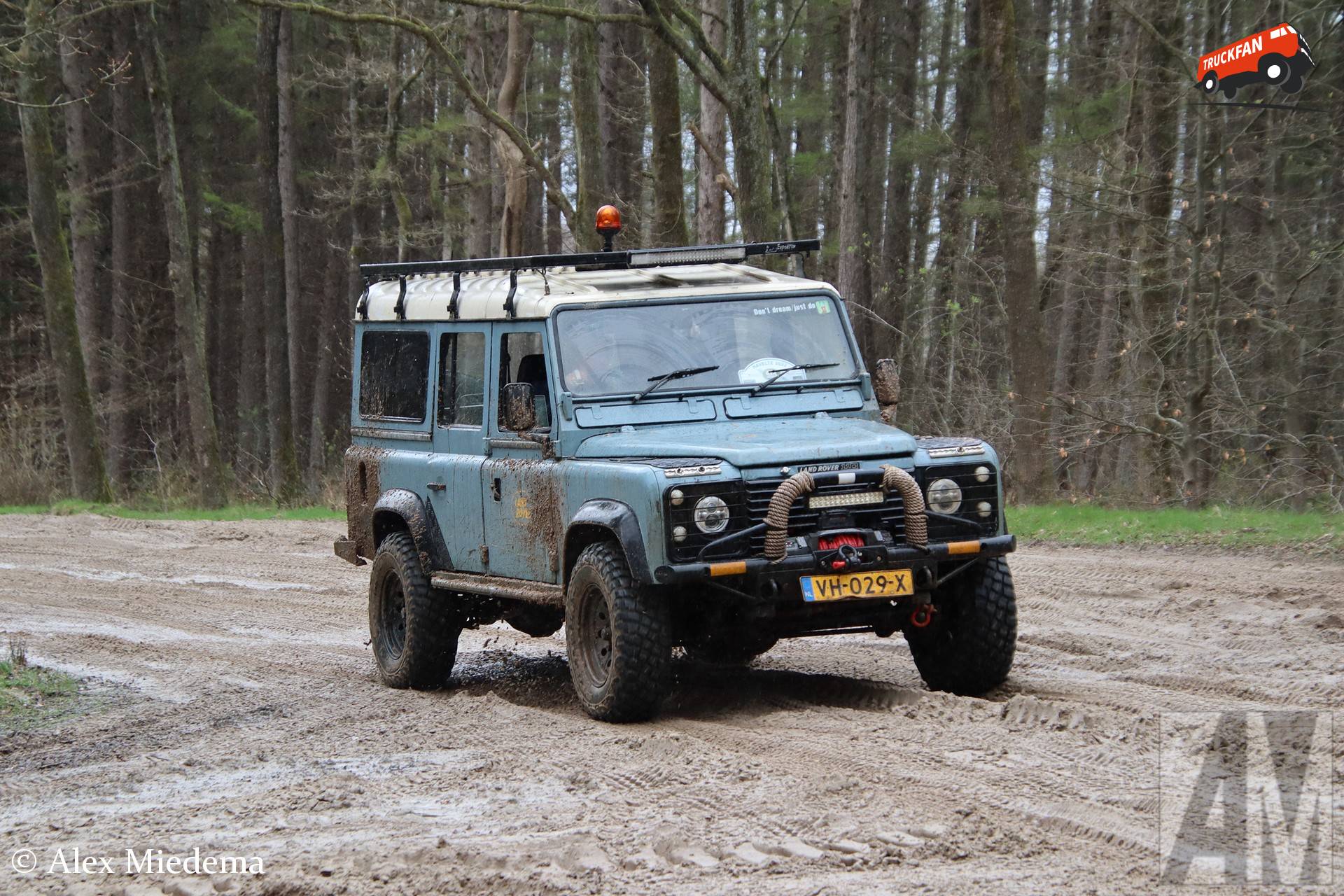Land Rover 110