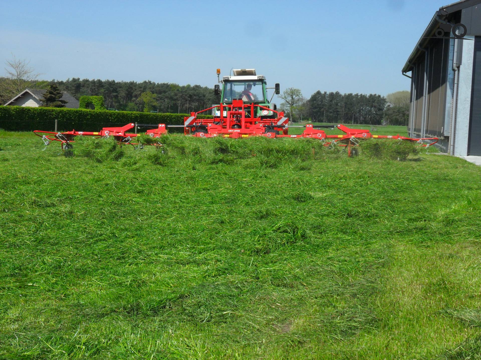 Lely lotus 1020 Fanclub - Specificaties, Foto's, Reviews & Forum