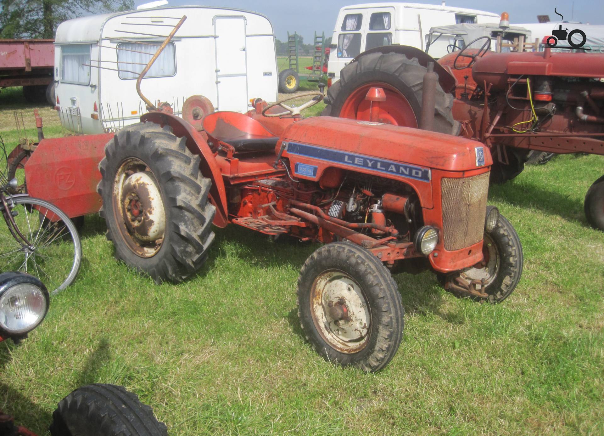 Leyland 154 United Kingdom Tractor picture 847868