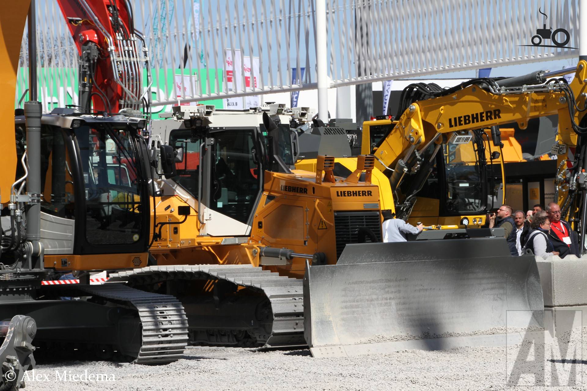 Liebherr bulldozer Fanclub - Specificaties, Foto's, Reviews & Forum