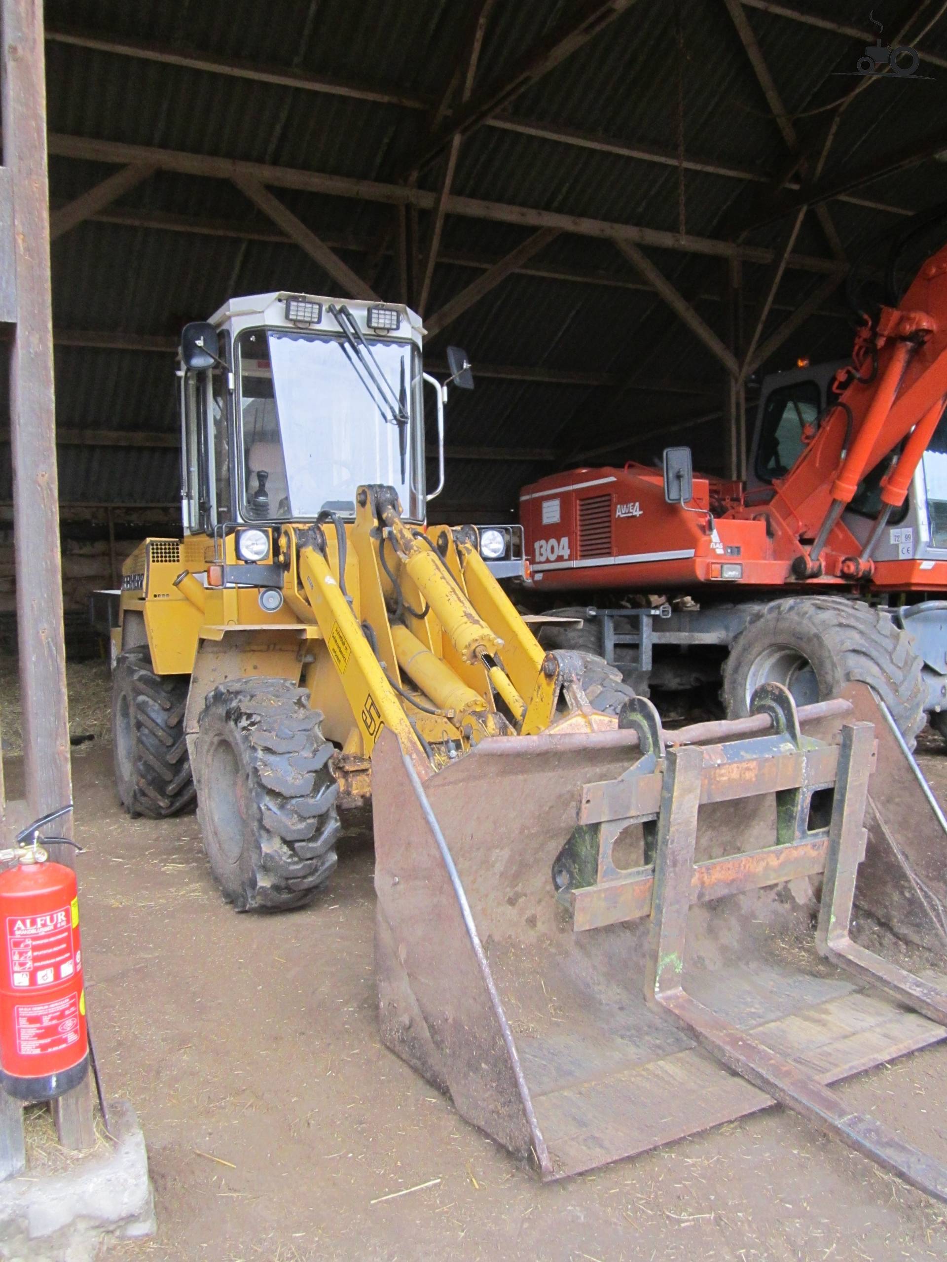 Liebherr 506 Fan Club - Specs, Photos, Reviews & Forum