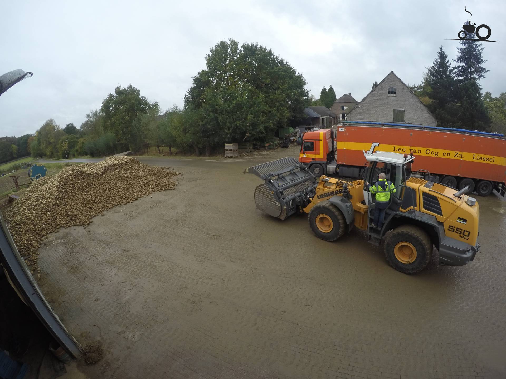 Foto Liebherr 550 #986457