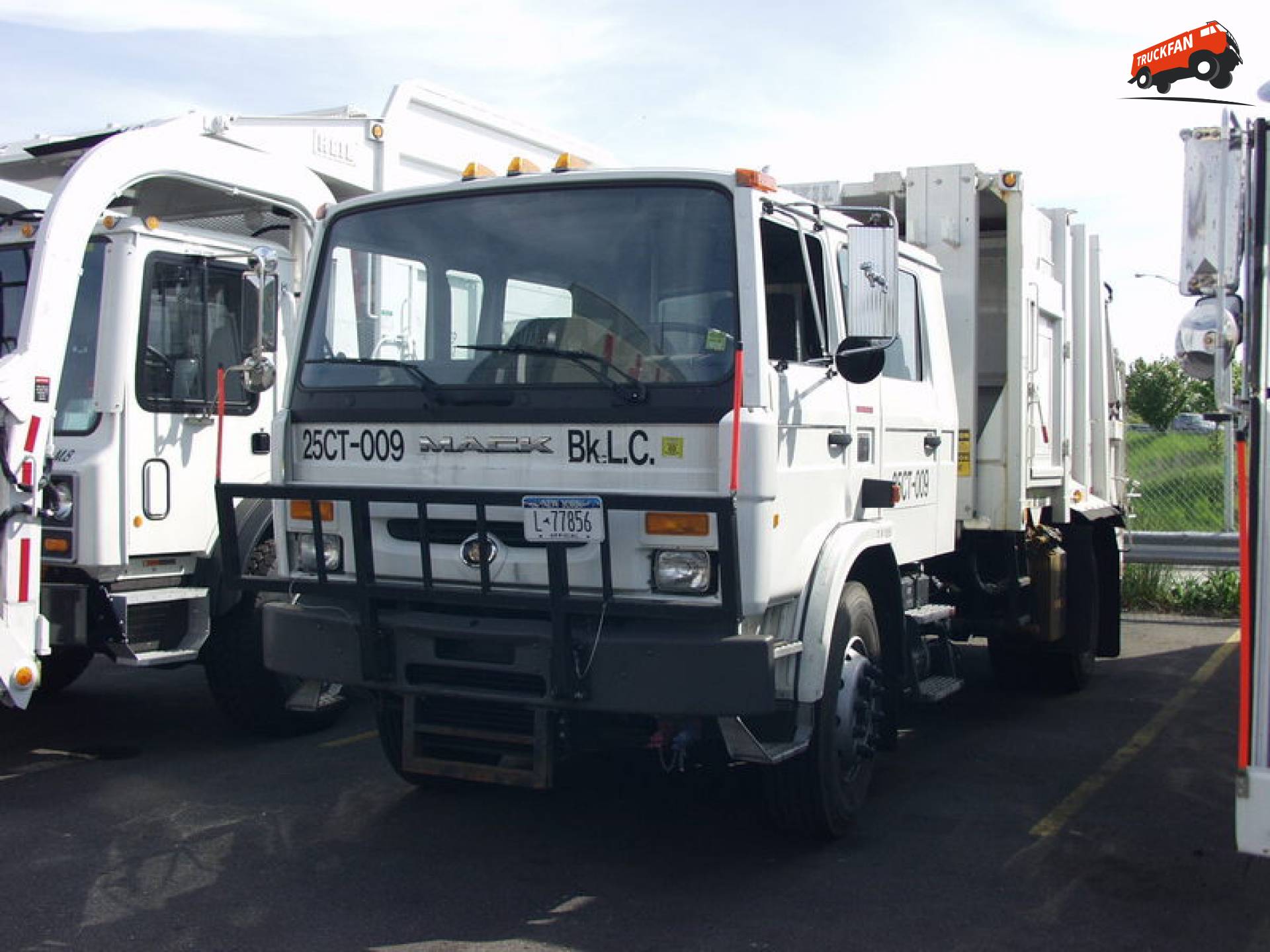 mack MS (Midliner) Technische Daten - Vollstaendige Spezifikationen
