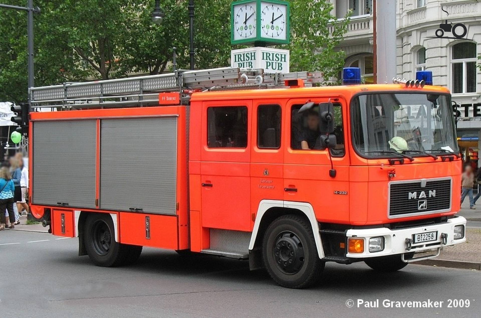 MAN M2000