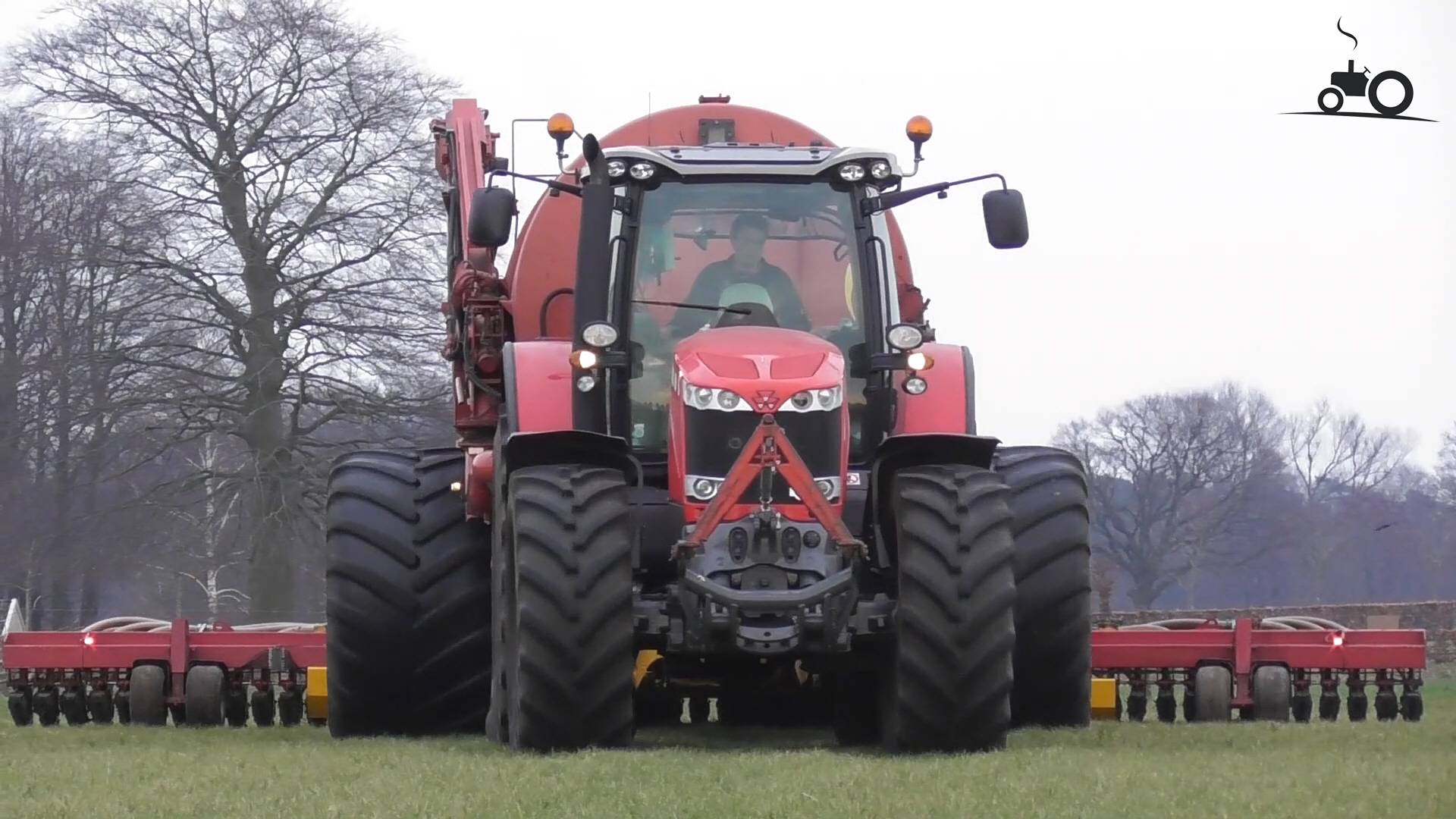 Massey Ferguson 8690
