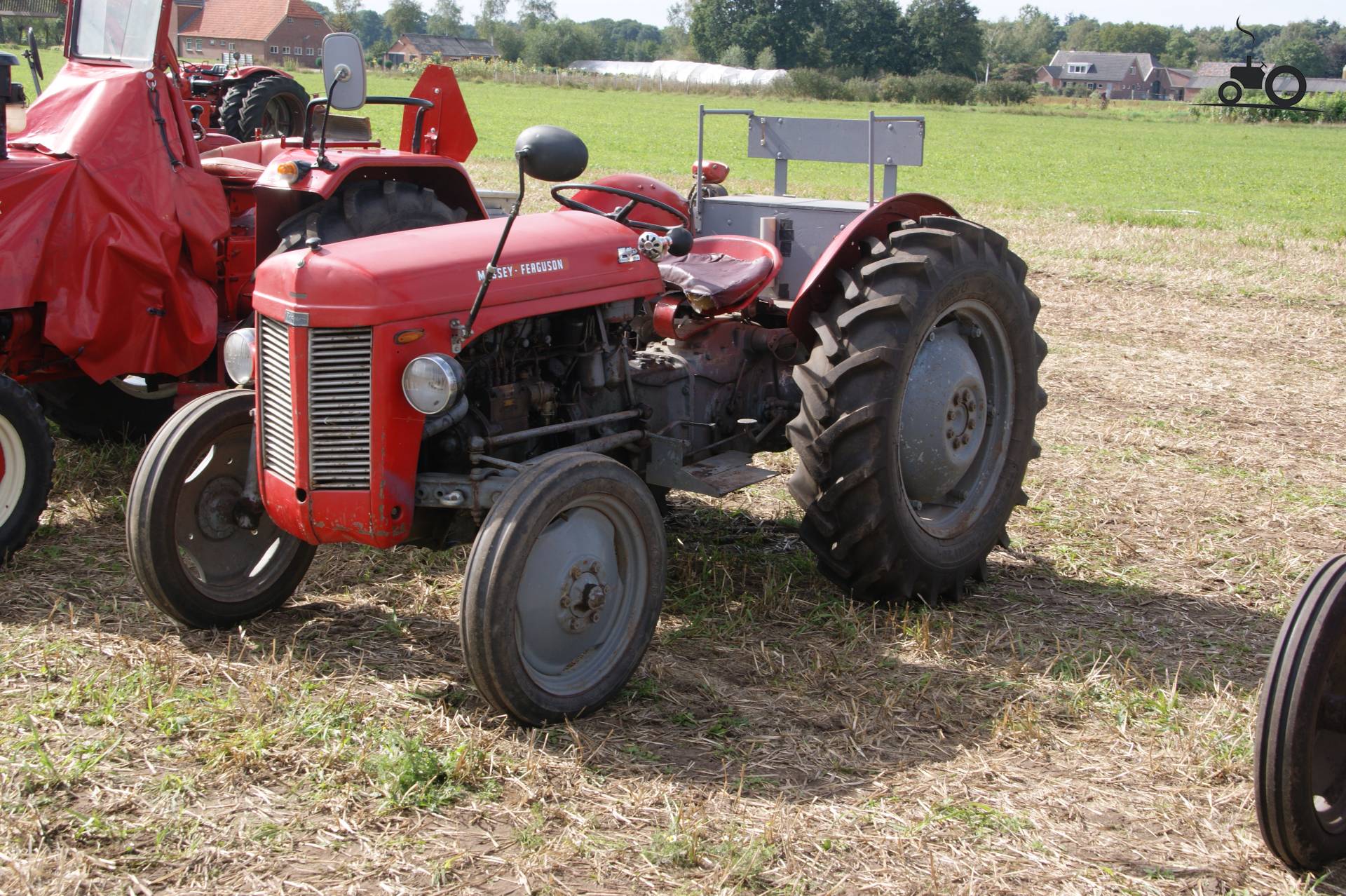 Massey Ferguson TEA Fanclub - Specificaties, Foto's, Reviews & Forum