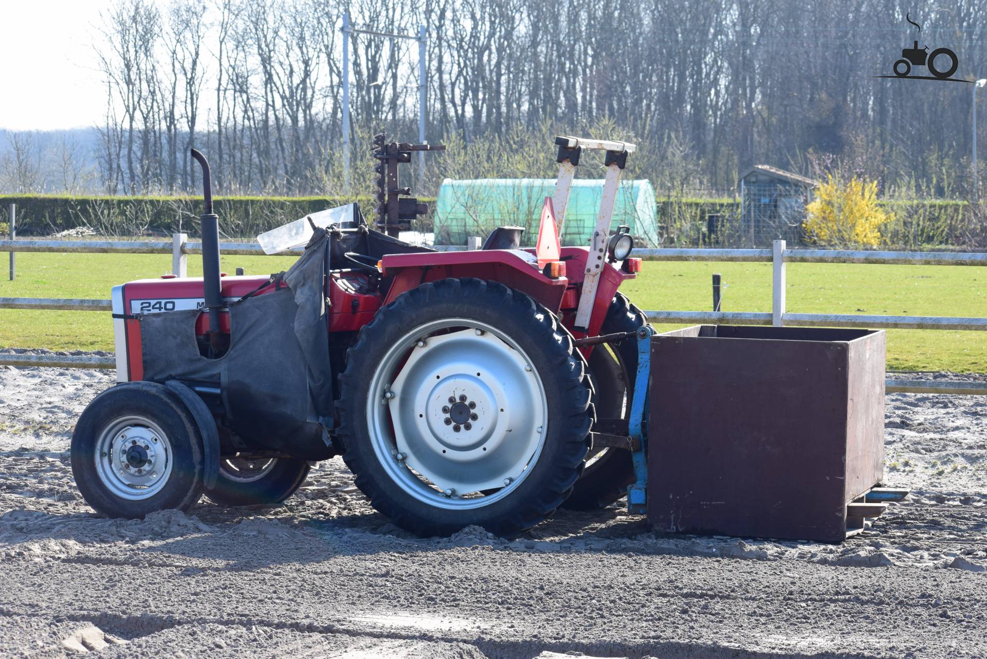 Foto Massey Ferguson 240 #1341538