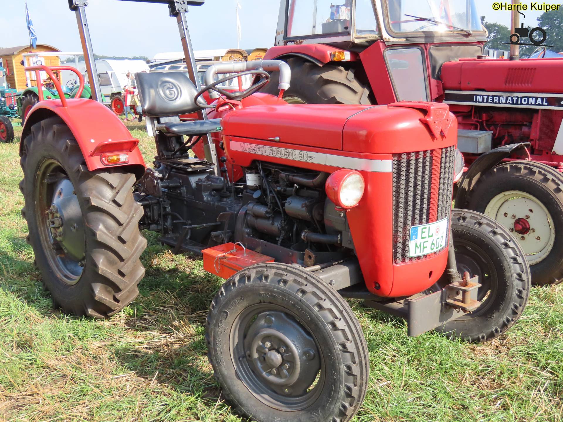 Foto Massey Ferguson 30 #1493663