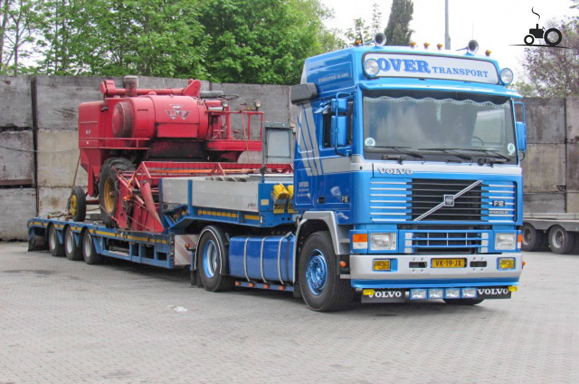 Foto Massey Ferguson Combine 1498638