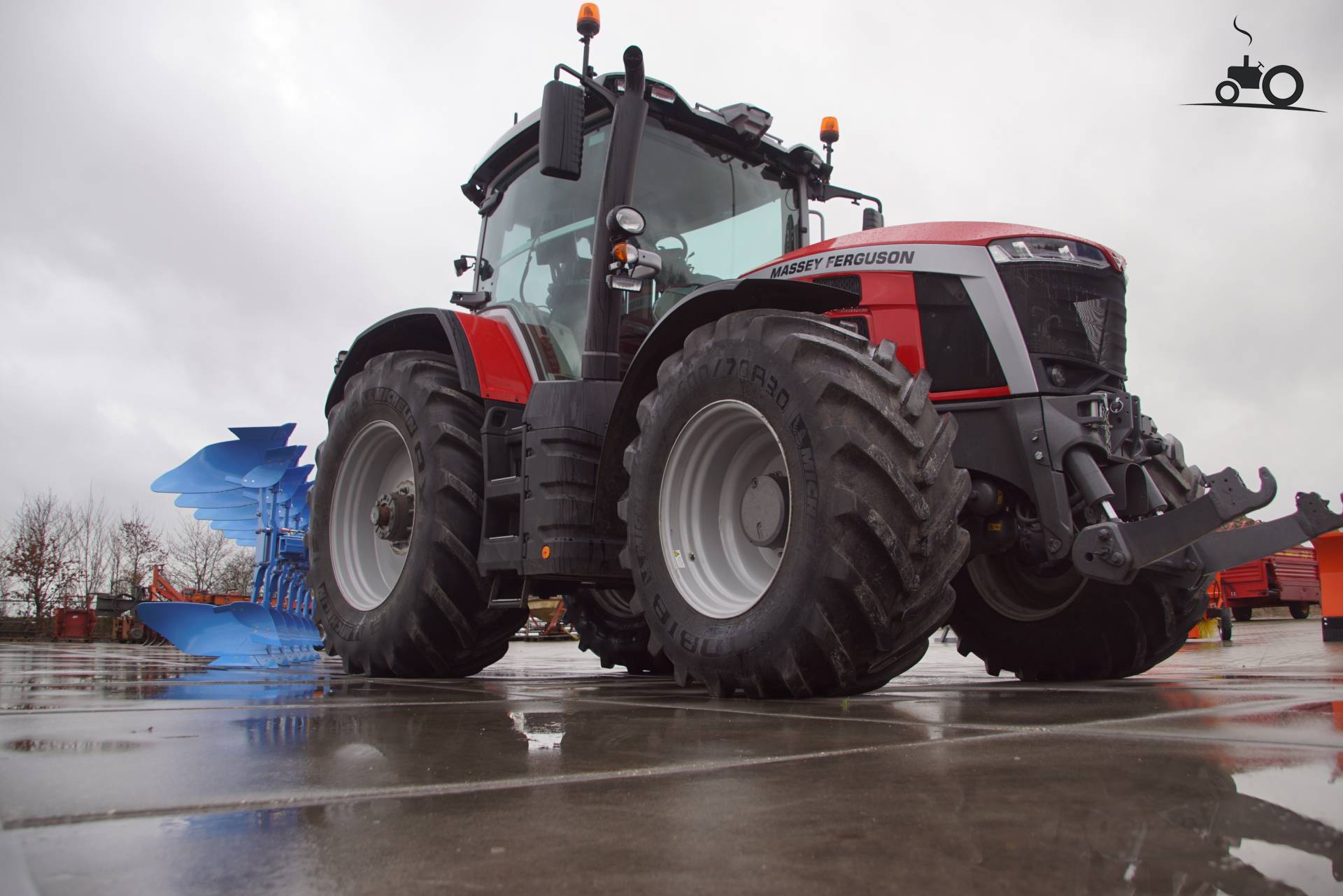 foto-massey-ferguson-8s-265-1505567
