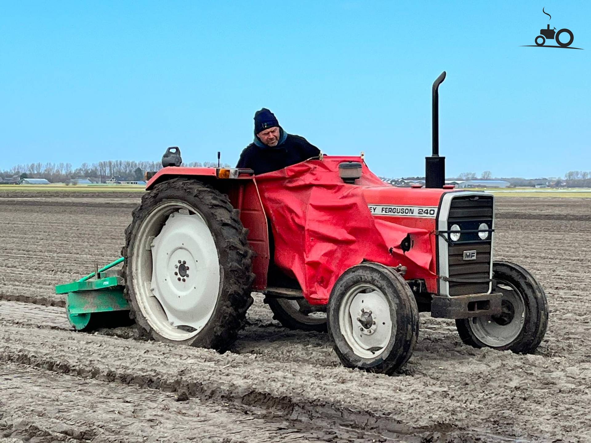 Massey Ferguson 240