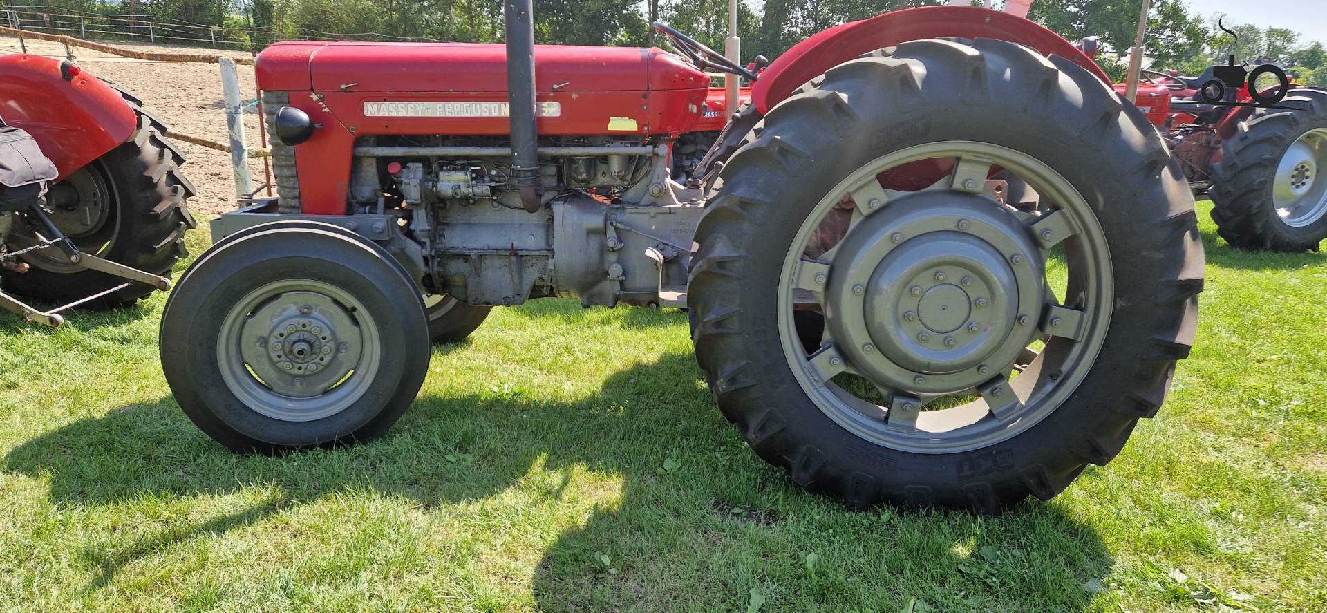 Foto Massey Ferguson 65 1526722 3135