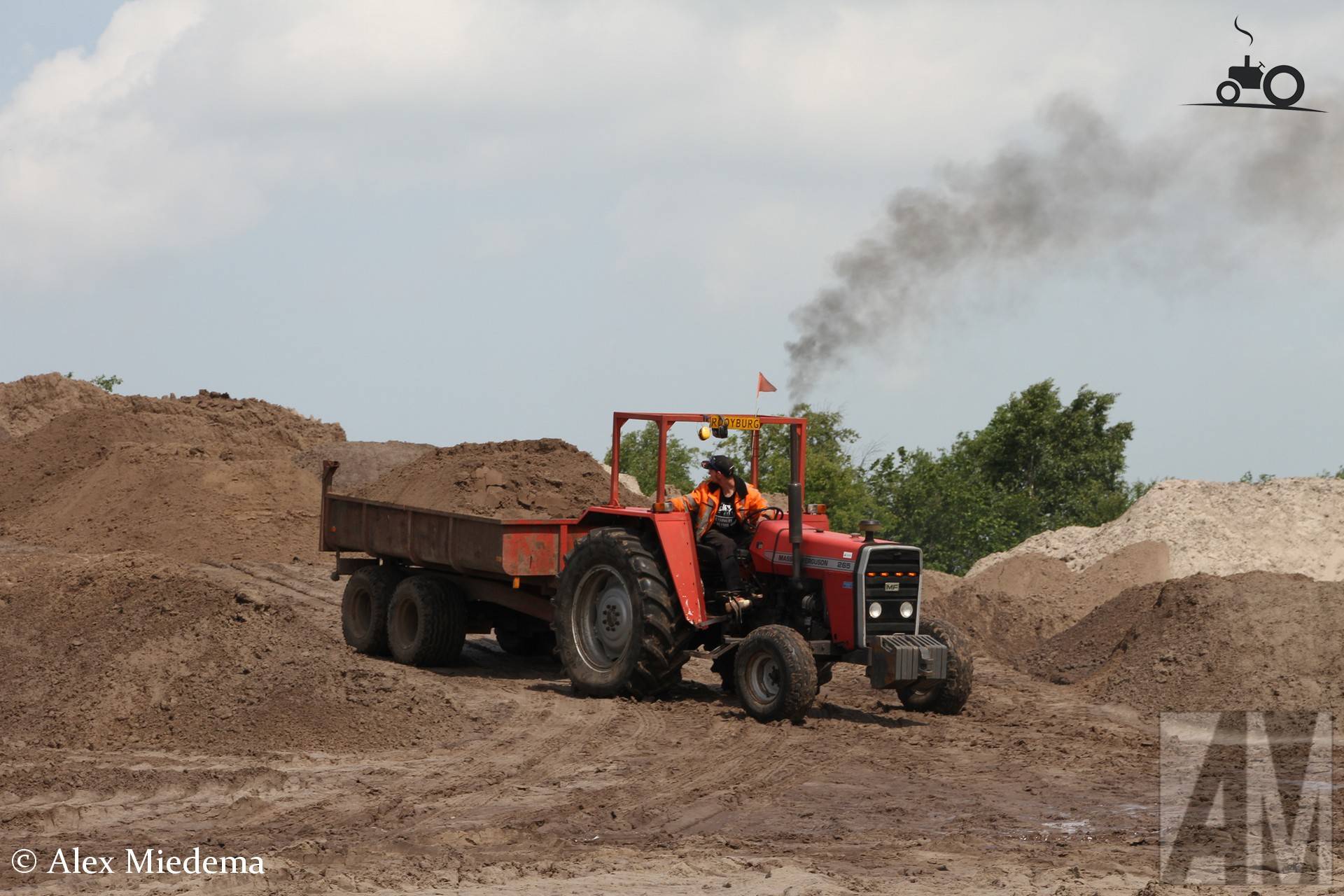 Massey Ferguson 265