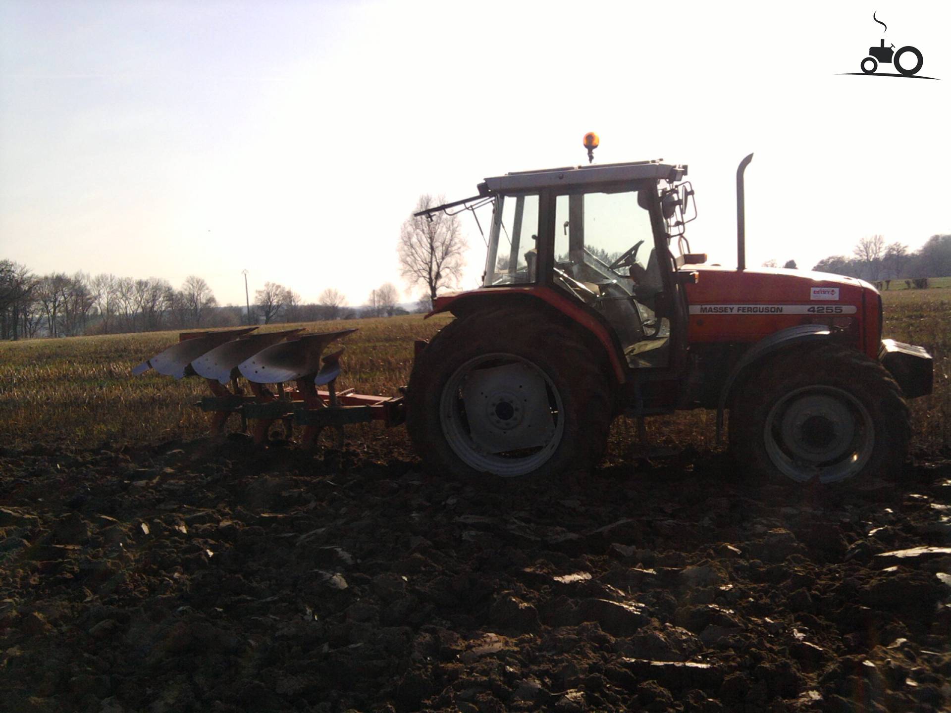 Massey Ferguson 4255