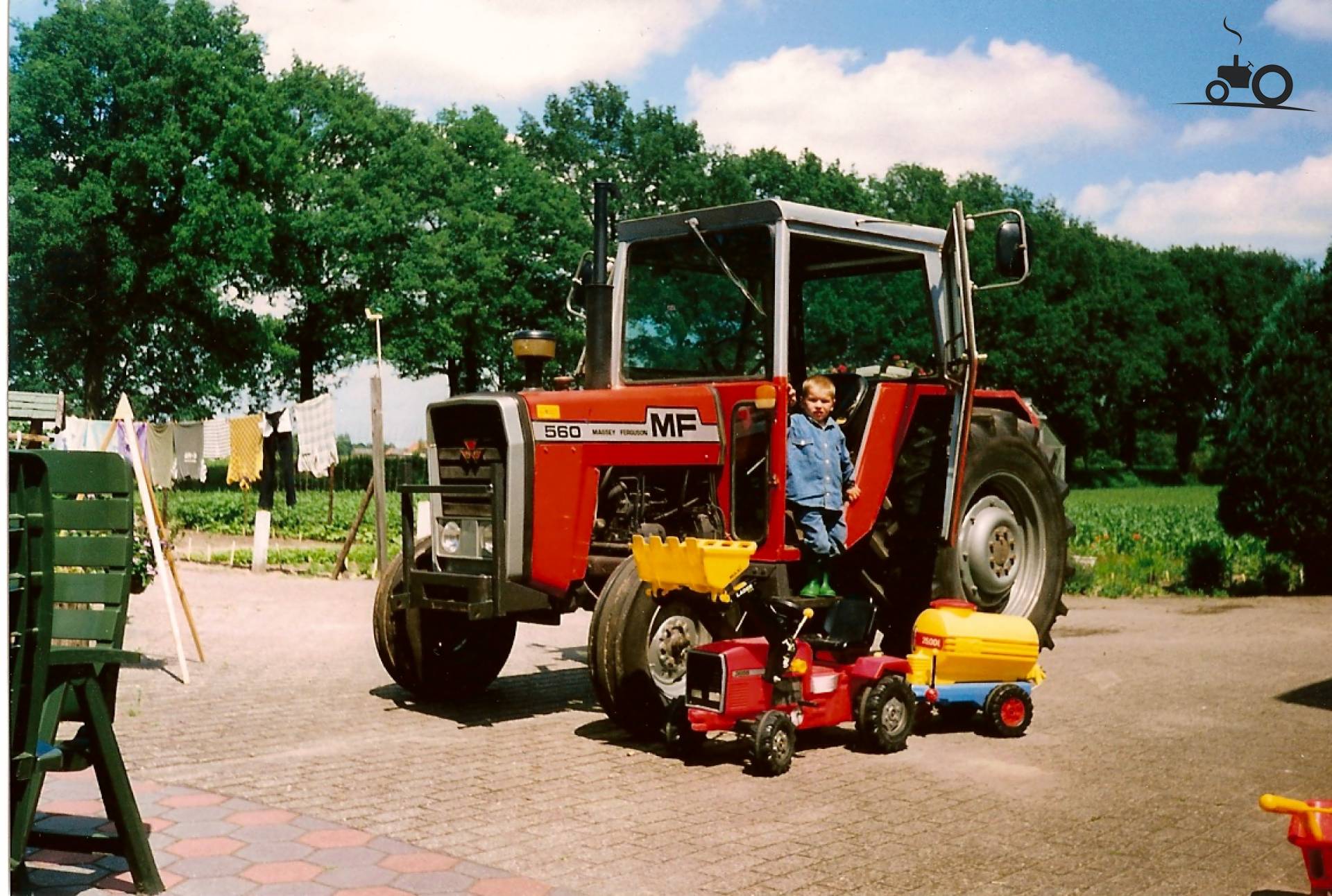 Foto Massey Ferguson 560 221413