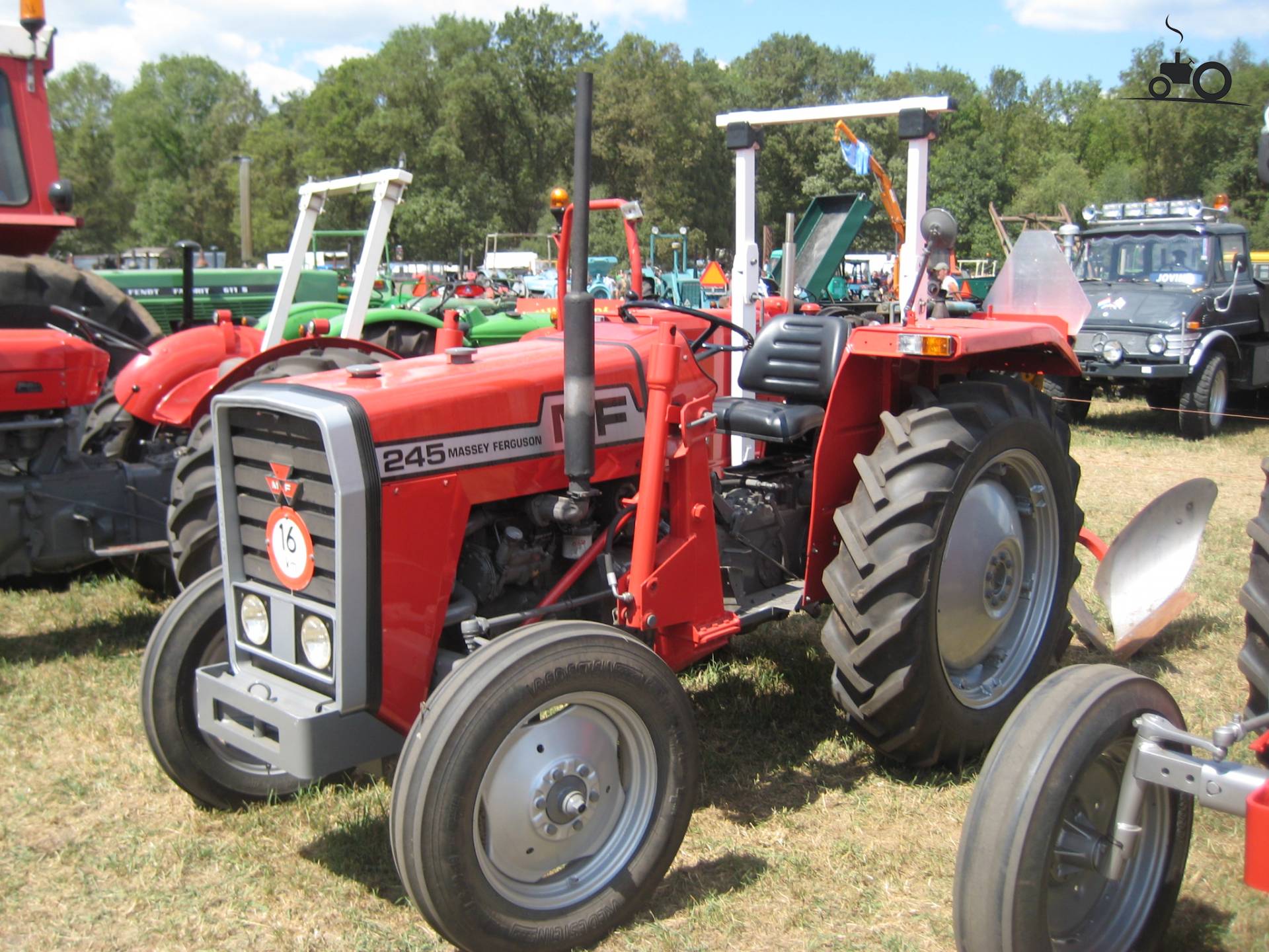 massey-ferguson-245-france-tracteur-image-383363