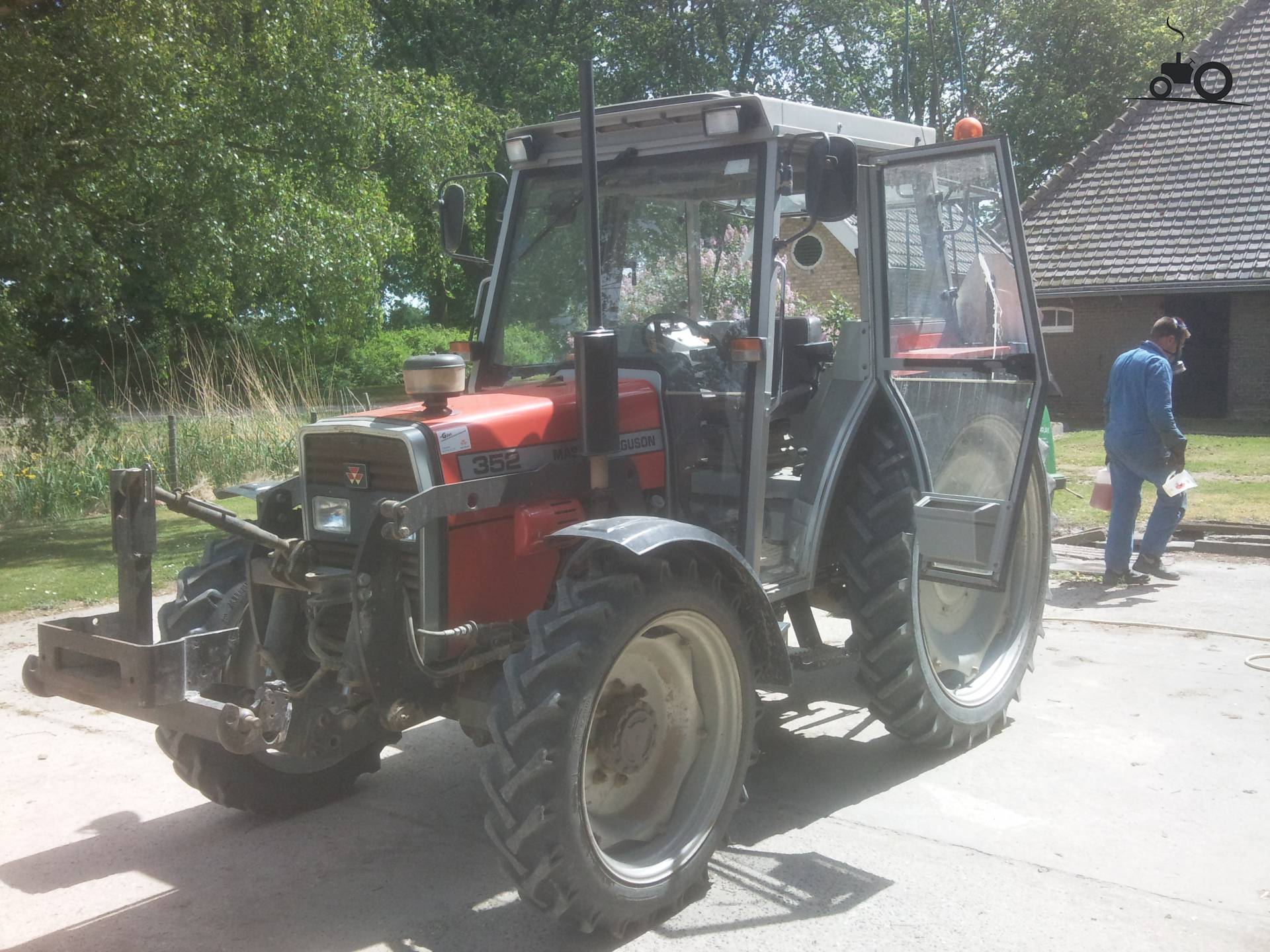 Massey Ferguson 352 Fanclub - Specificaties, Foto's, Reviews & Forum