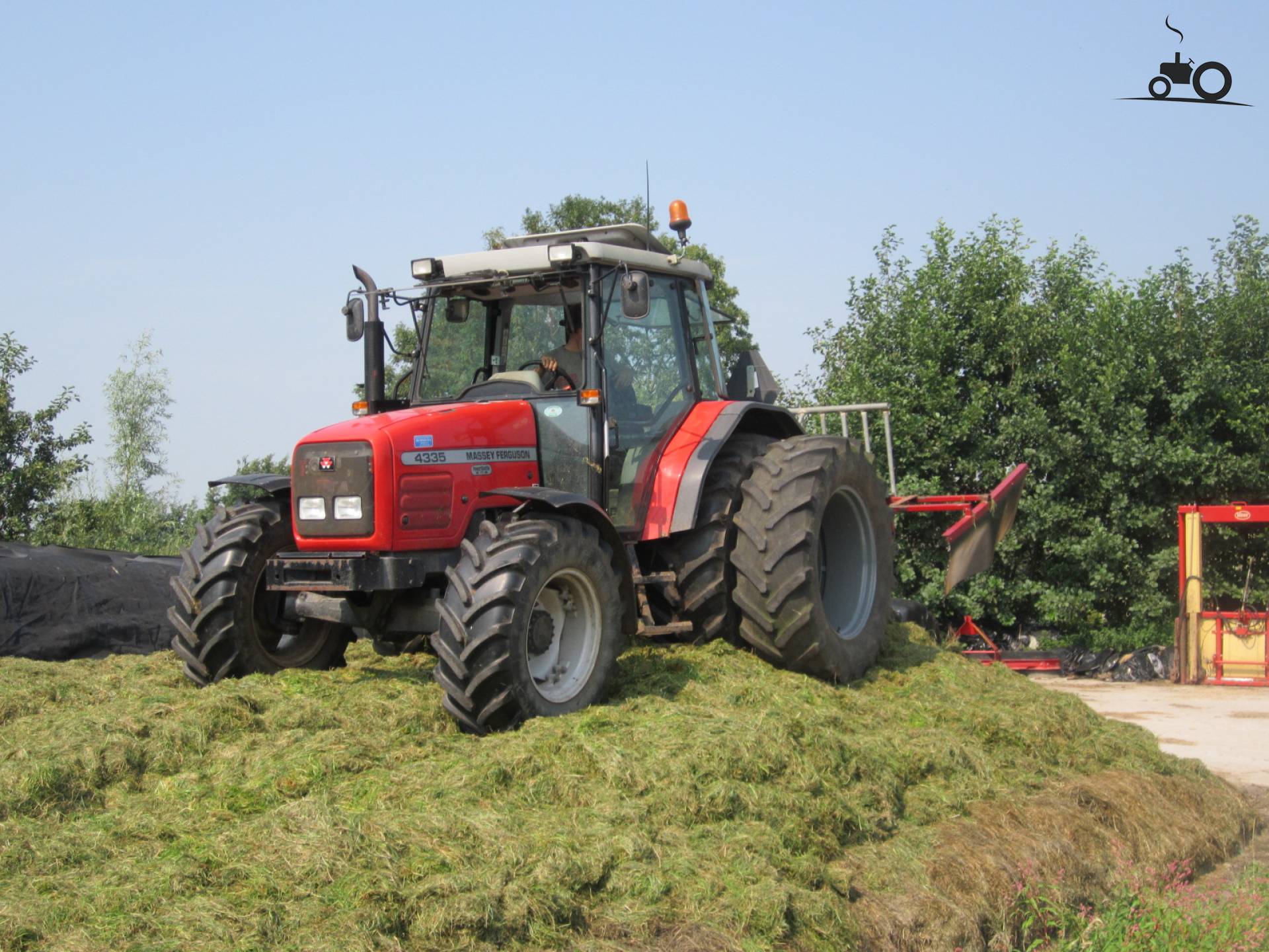 Traktorenlexikon: Massey Ferguson Mf 4335 – PBSNB