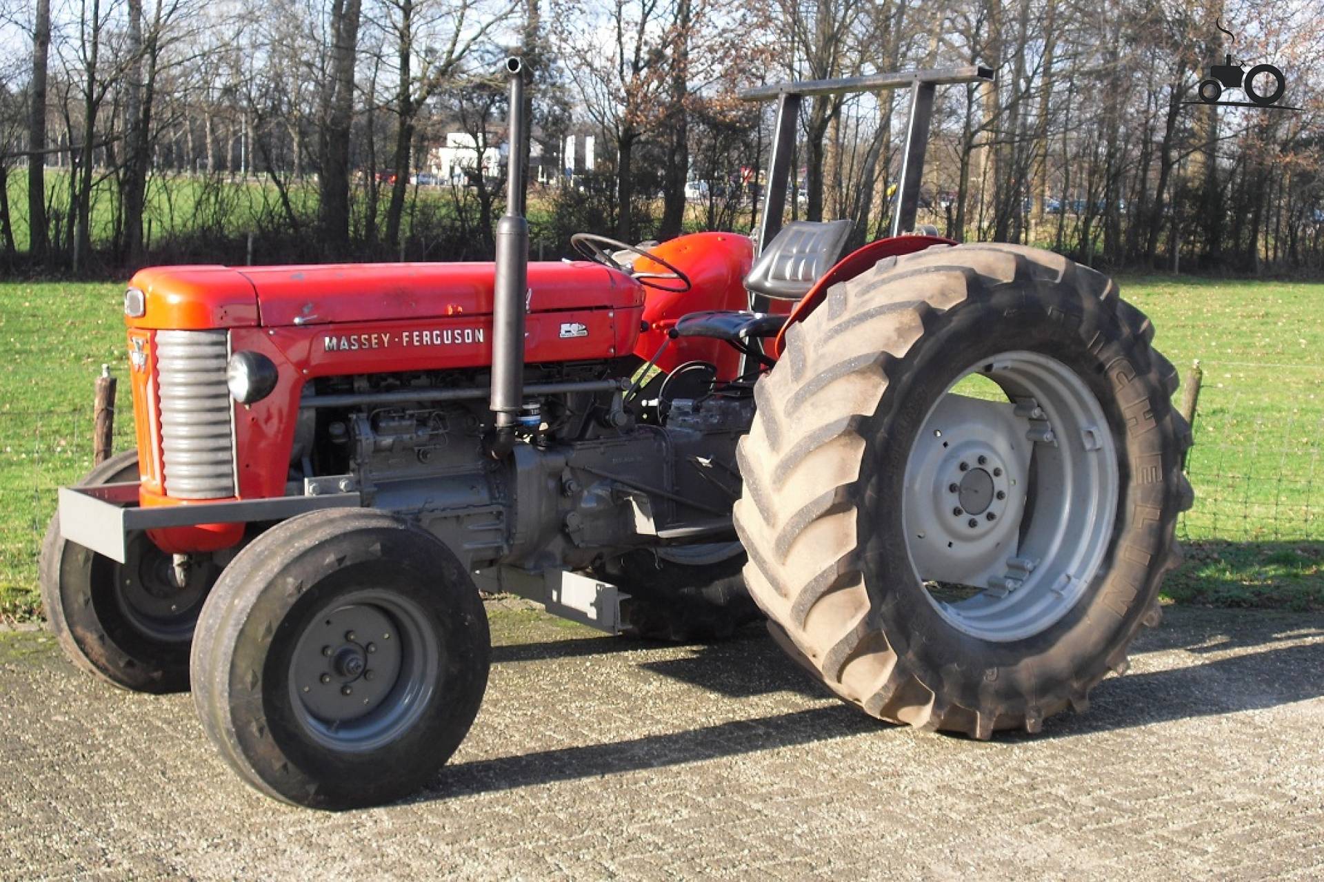 Foto Massey Ferguson 65 587203 4270