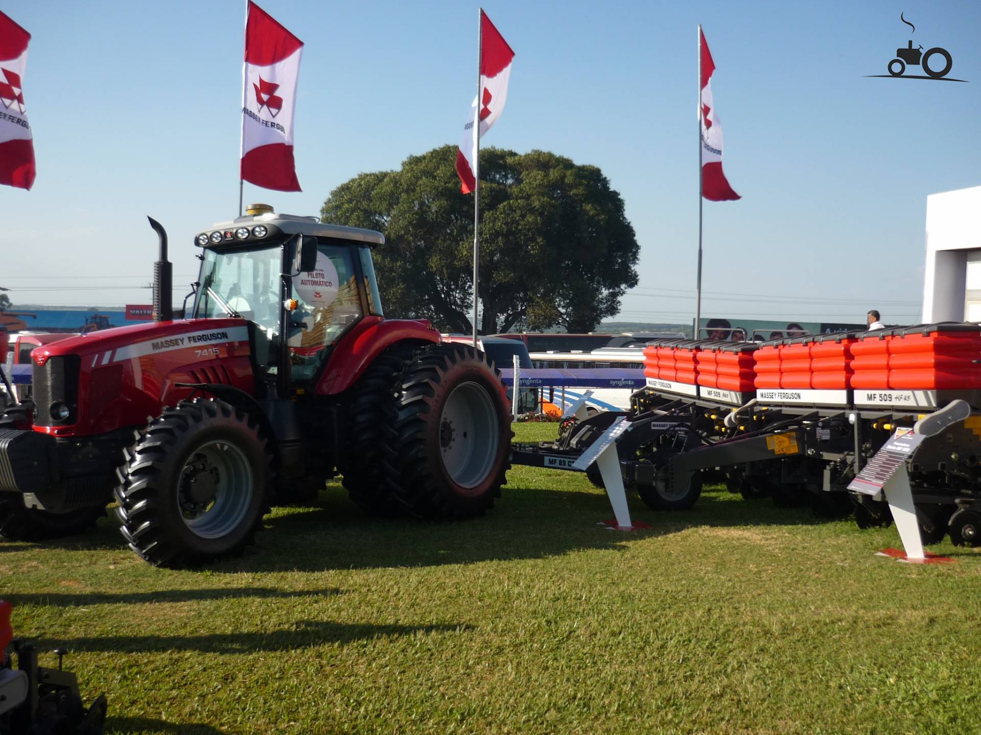 Massey Ferguson 7415 Fanclub - Specificaties, Foto's, Reviews & Forum