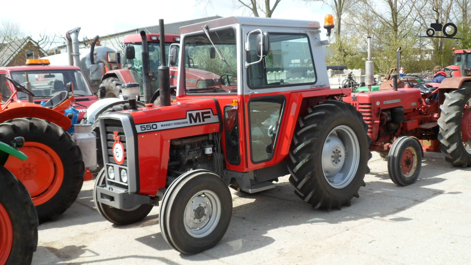 Foto Massey Ferguson 550 752514 2296