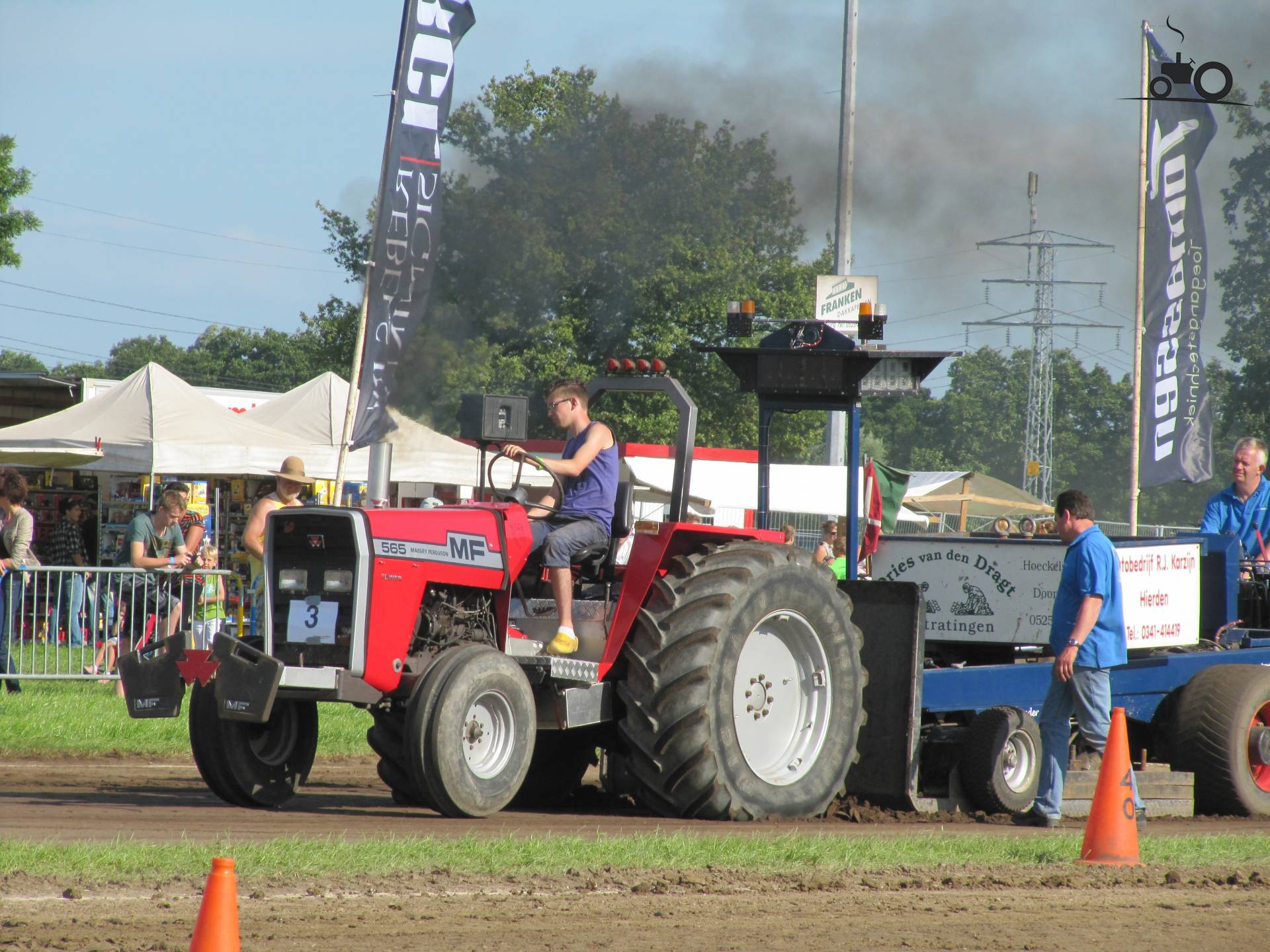 Massey Ferguson 565 – Latest Updates, Photos & Videos - Page 1