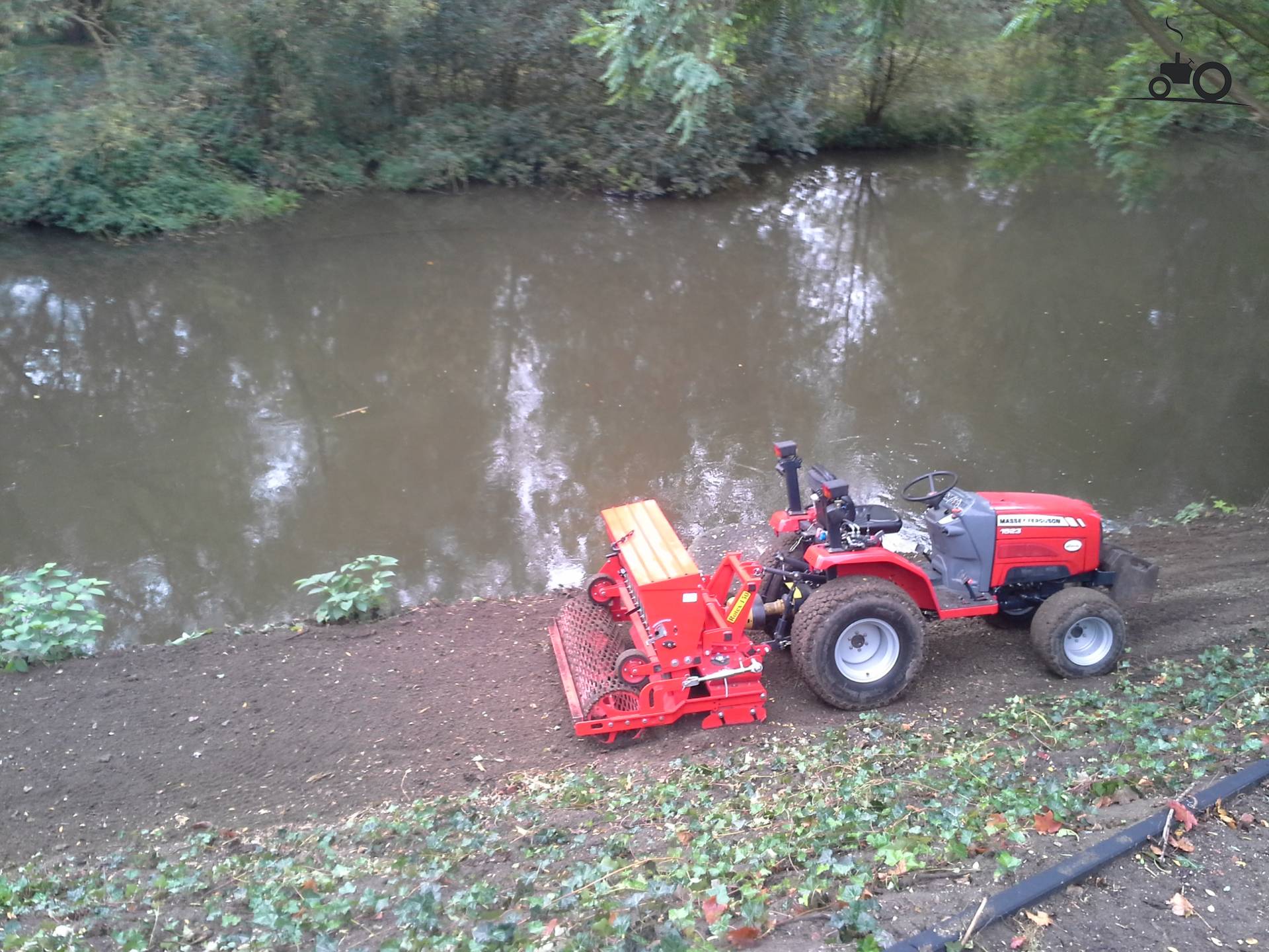 Massey Ferguson 1523 - Laatste Updates, Foto's & Video's