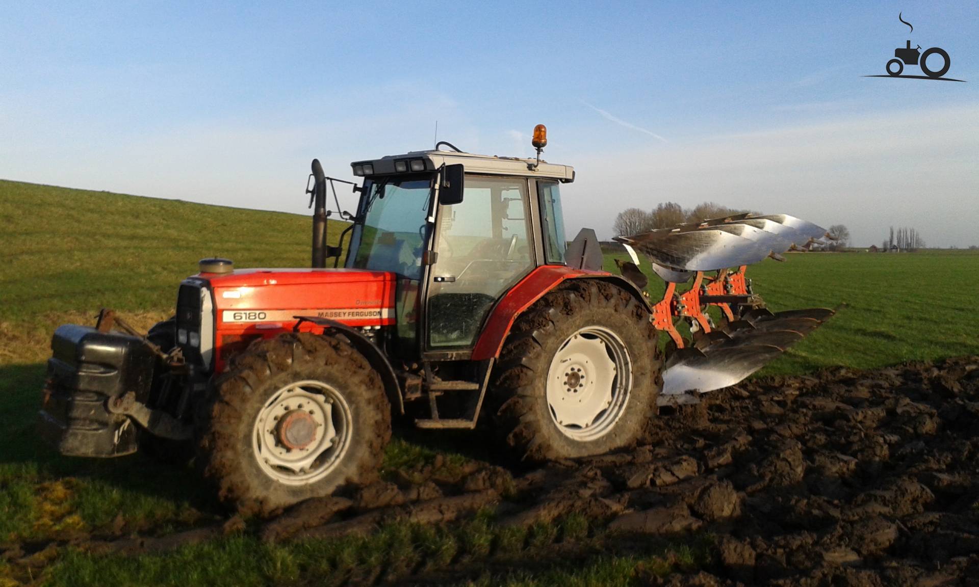 Foto Massey Ferguson 6180