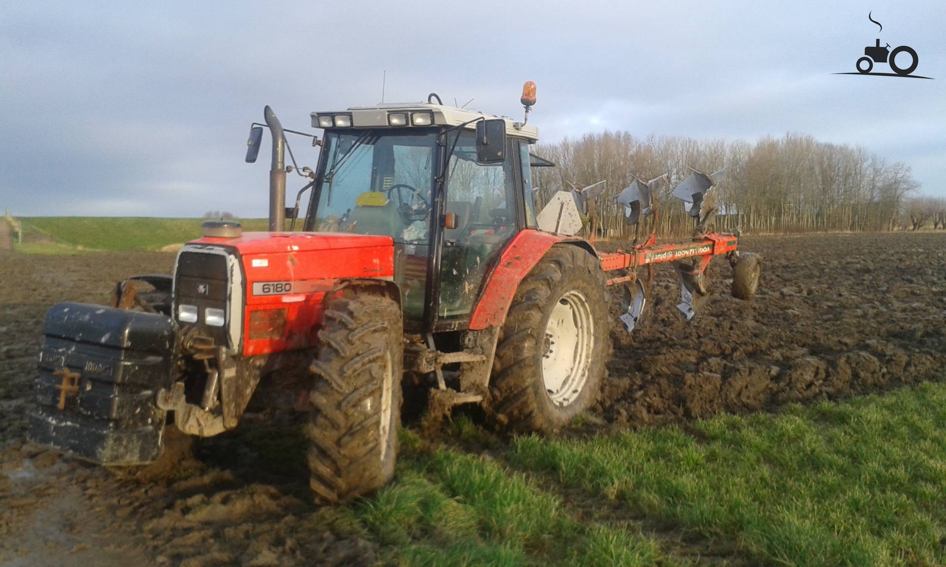 Foto Massey Ferguson 6180