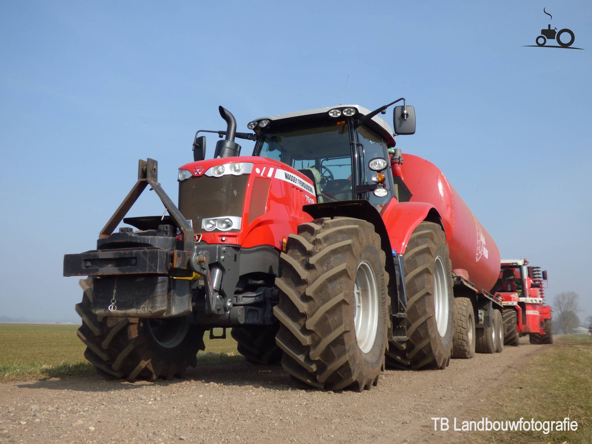 Massey Ferguson 7619