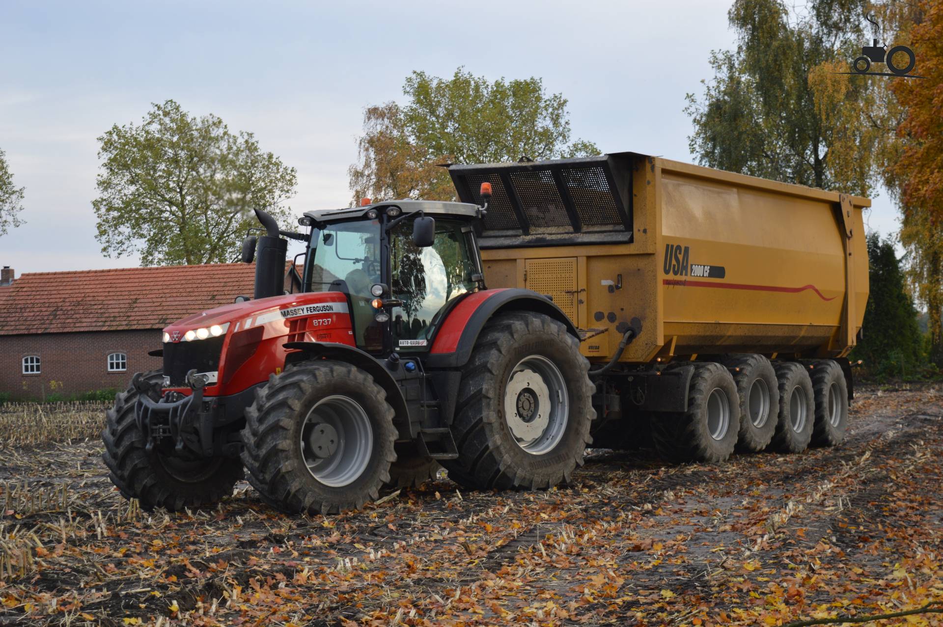 Massey Ferguson 8737 Tractor 7562