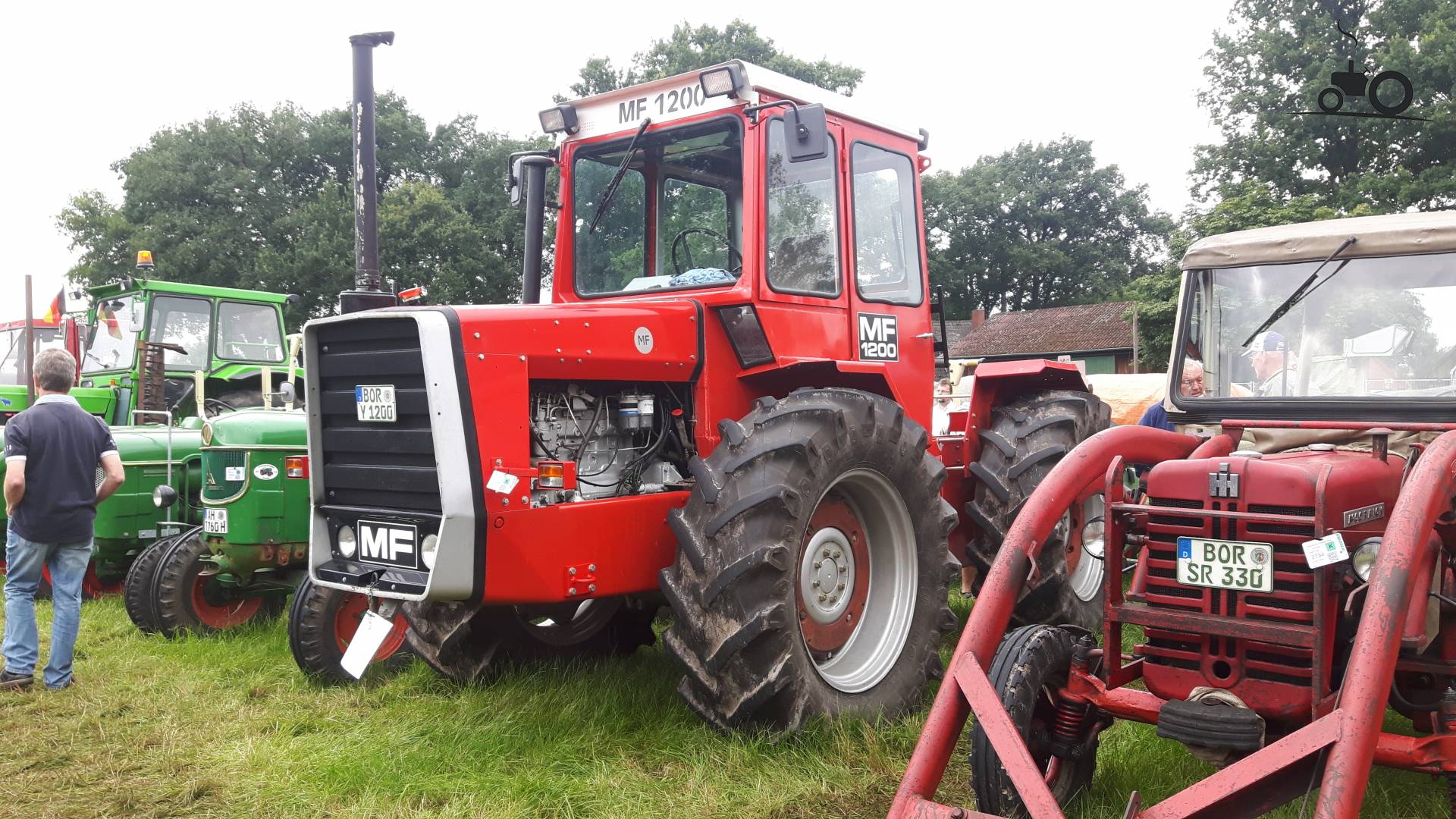 Foto Massey Ferguson 1200 977769 Foto Massey Ferguson 1200 977769