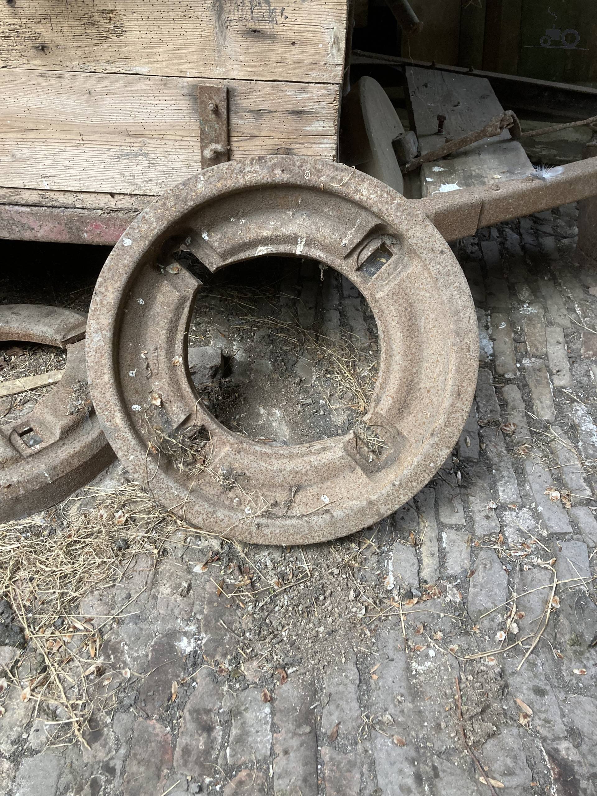 Massey Harris - TractorFan