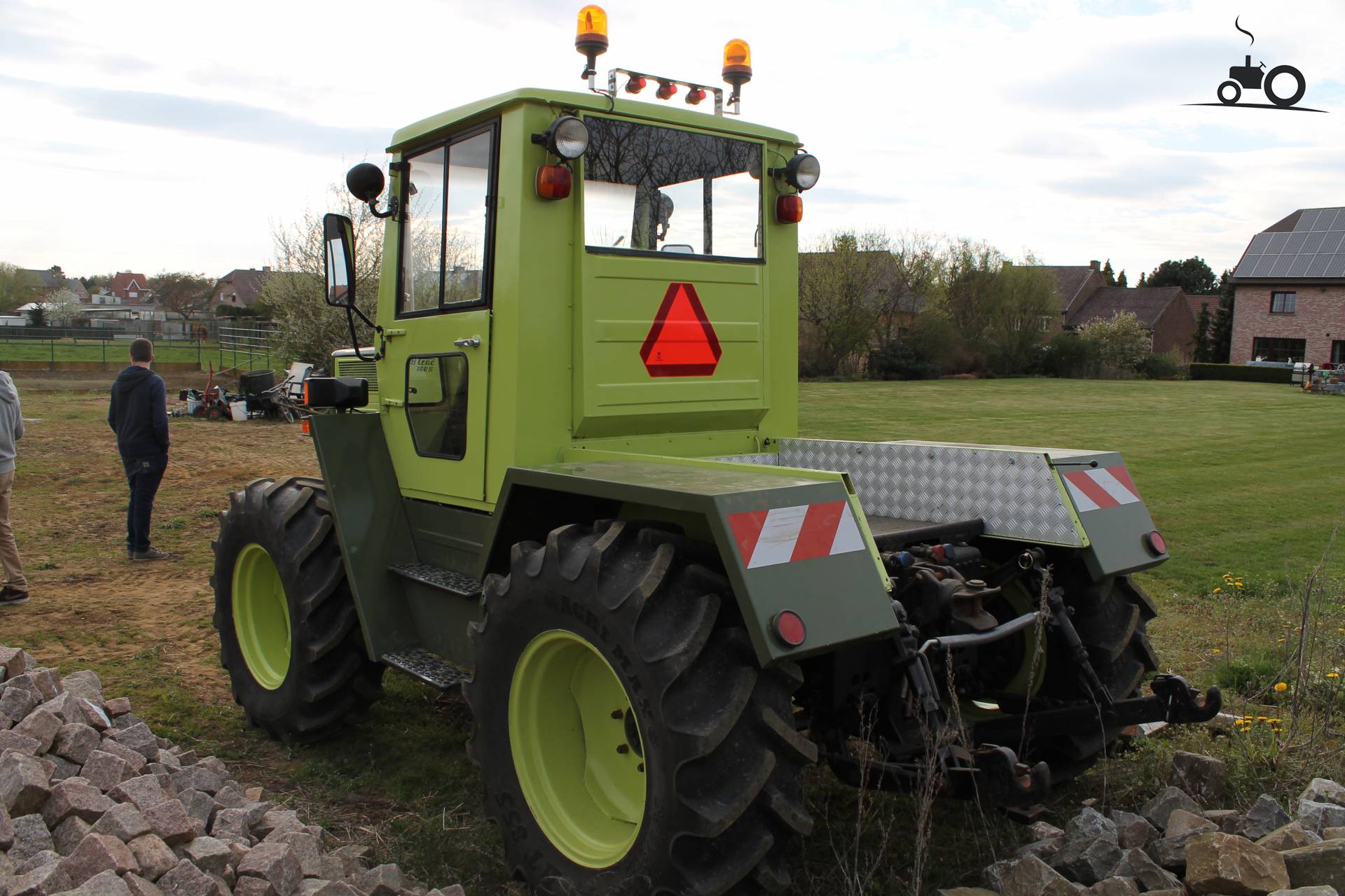 foto-mb-trac-700-760370