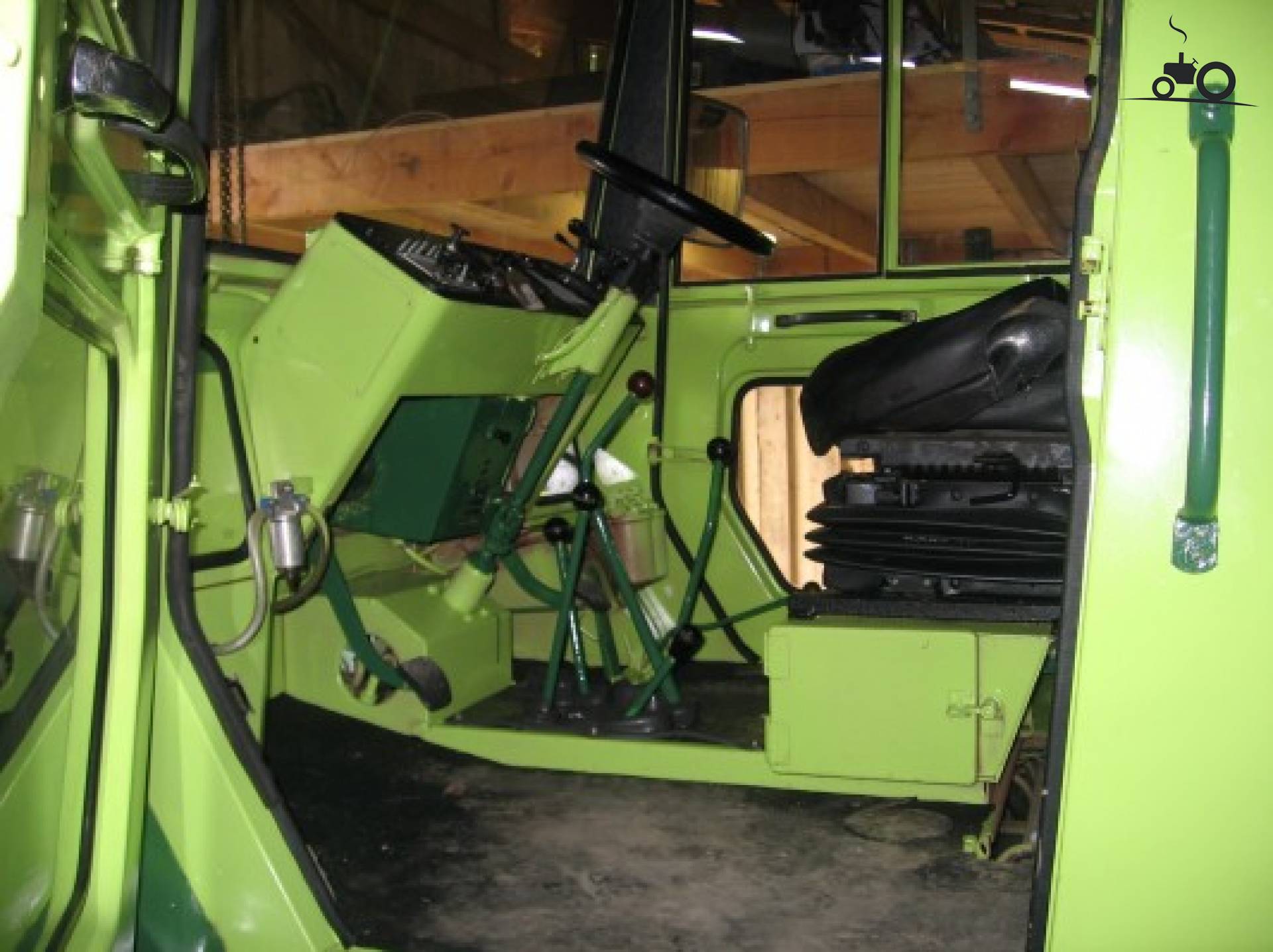 MB Trac 800