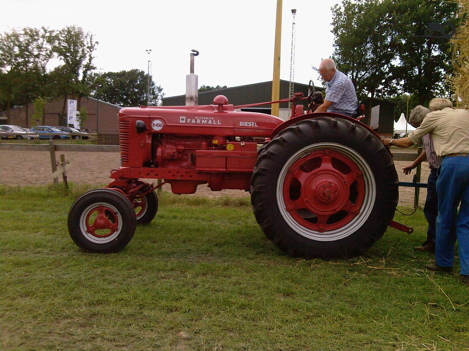 Foto Farmall B450 474060