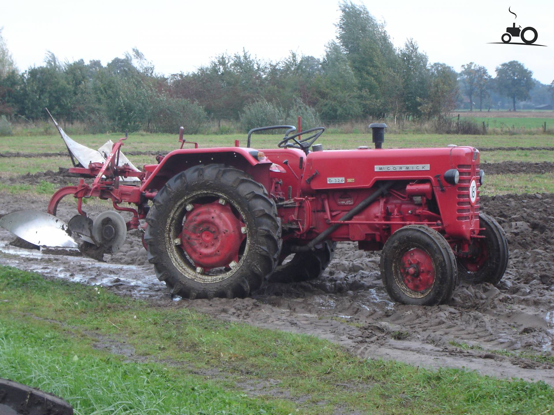 Foto McCormick D 326 800187