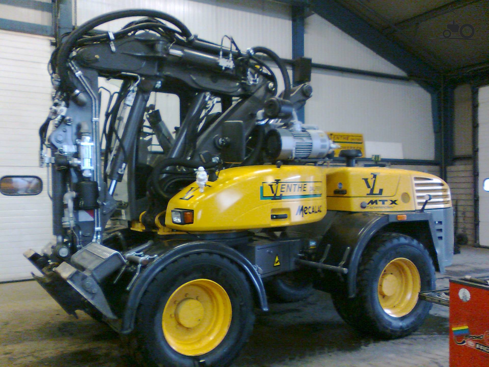 Foto Mecalac 12 MXT van Van