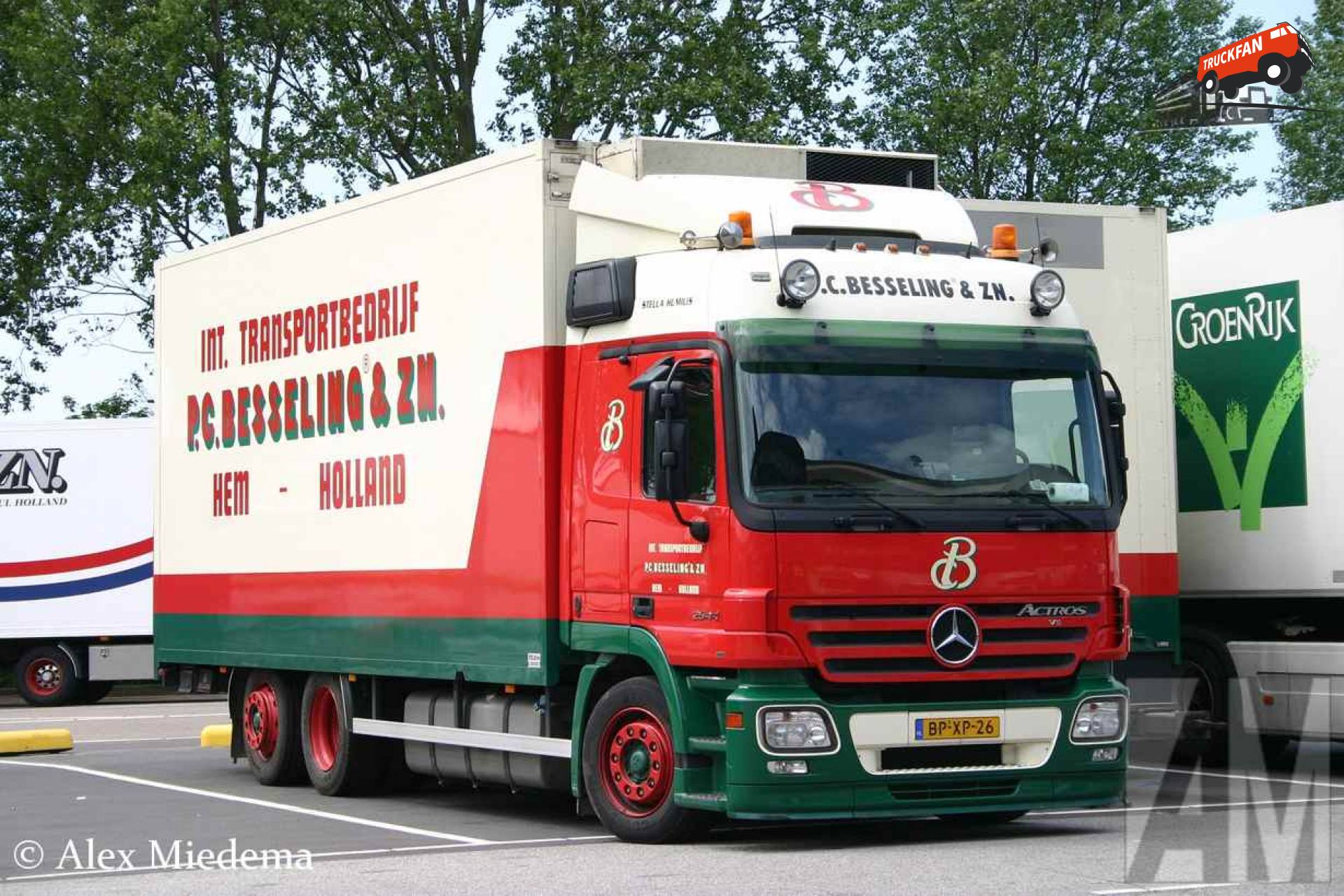 Mercedes-Benz Actros MP2