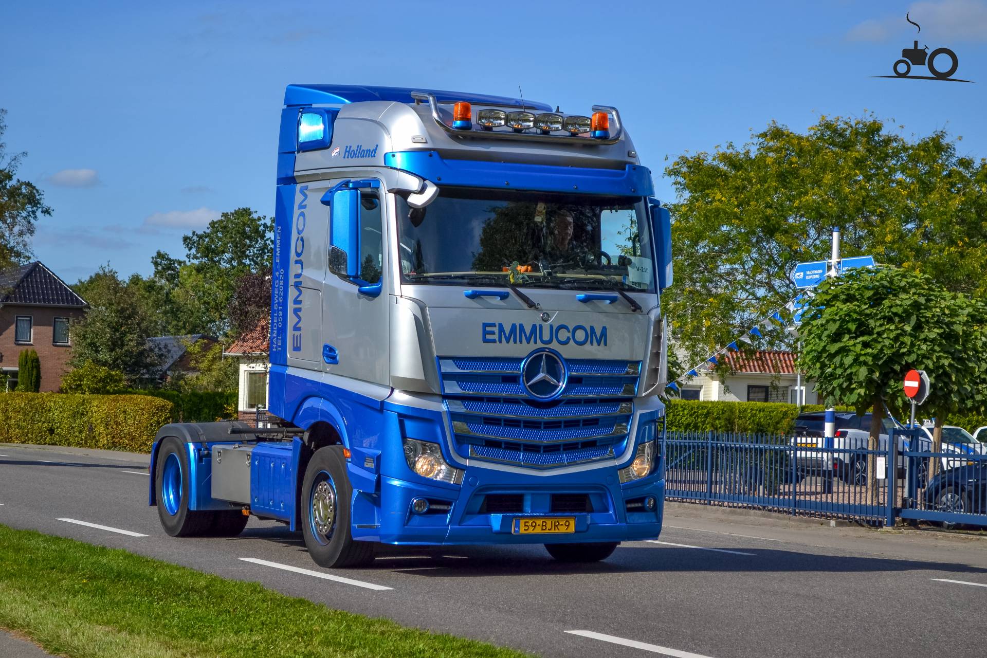 Foto Mercedes-Benz Actros MP4 van Emmucom B.V.