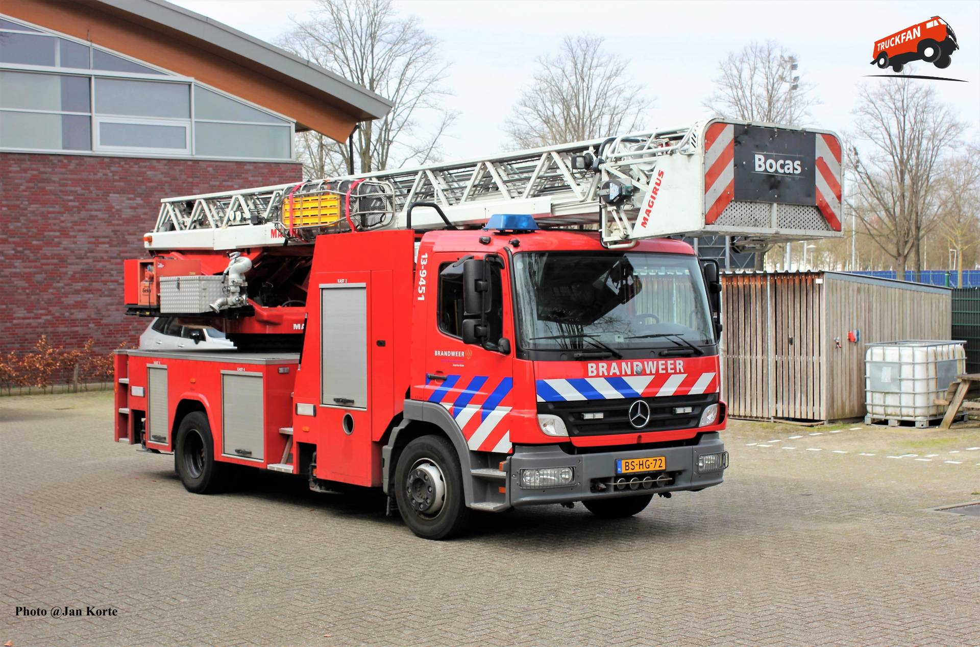 Foto Mercedes Benz Atego MP1 Van Brandweer Amsterdam Amstelland