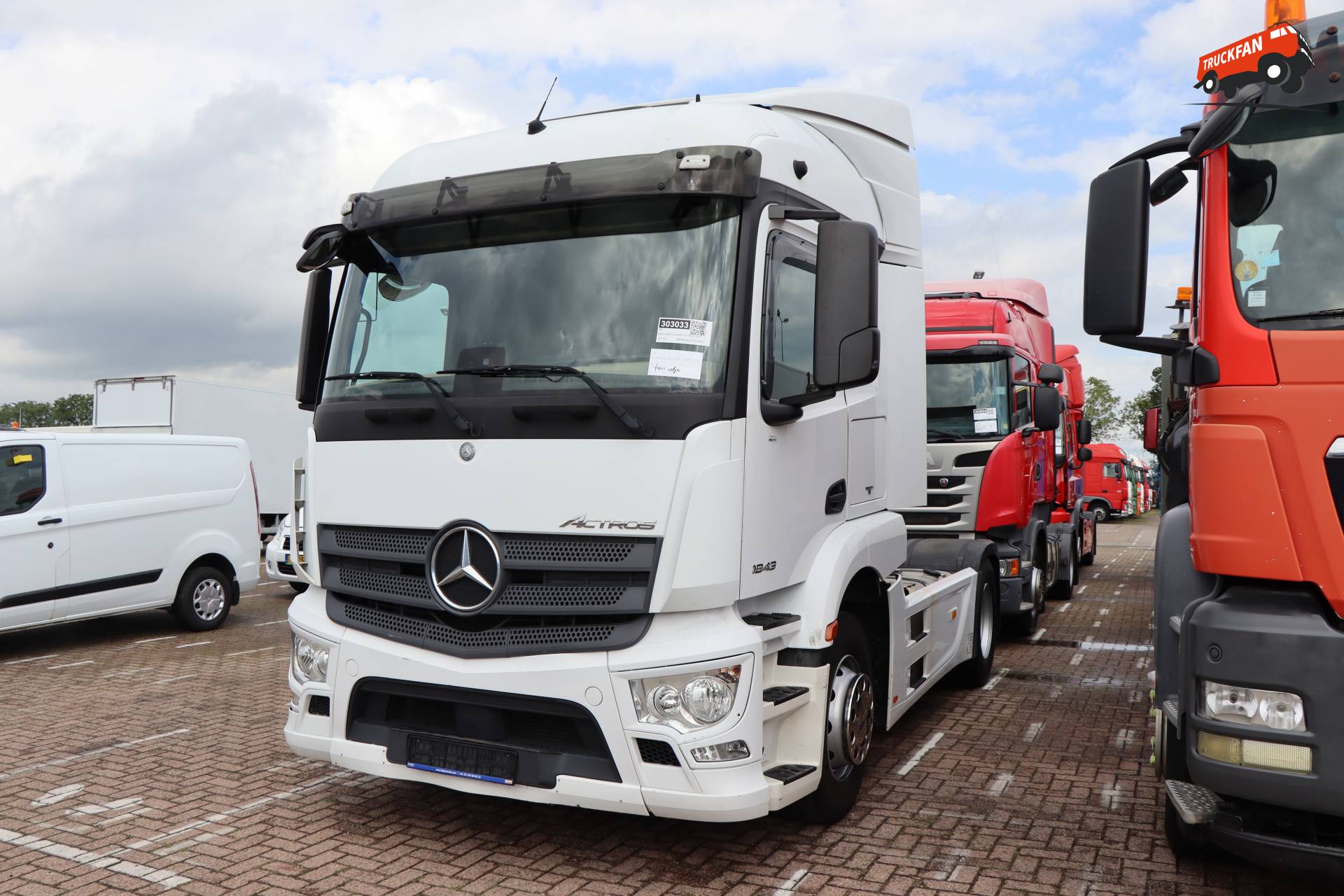 Mercedes-Benz Actros MP4